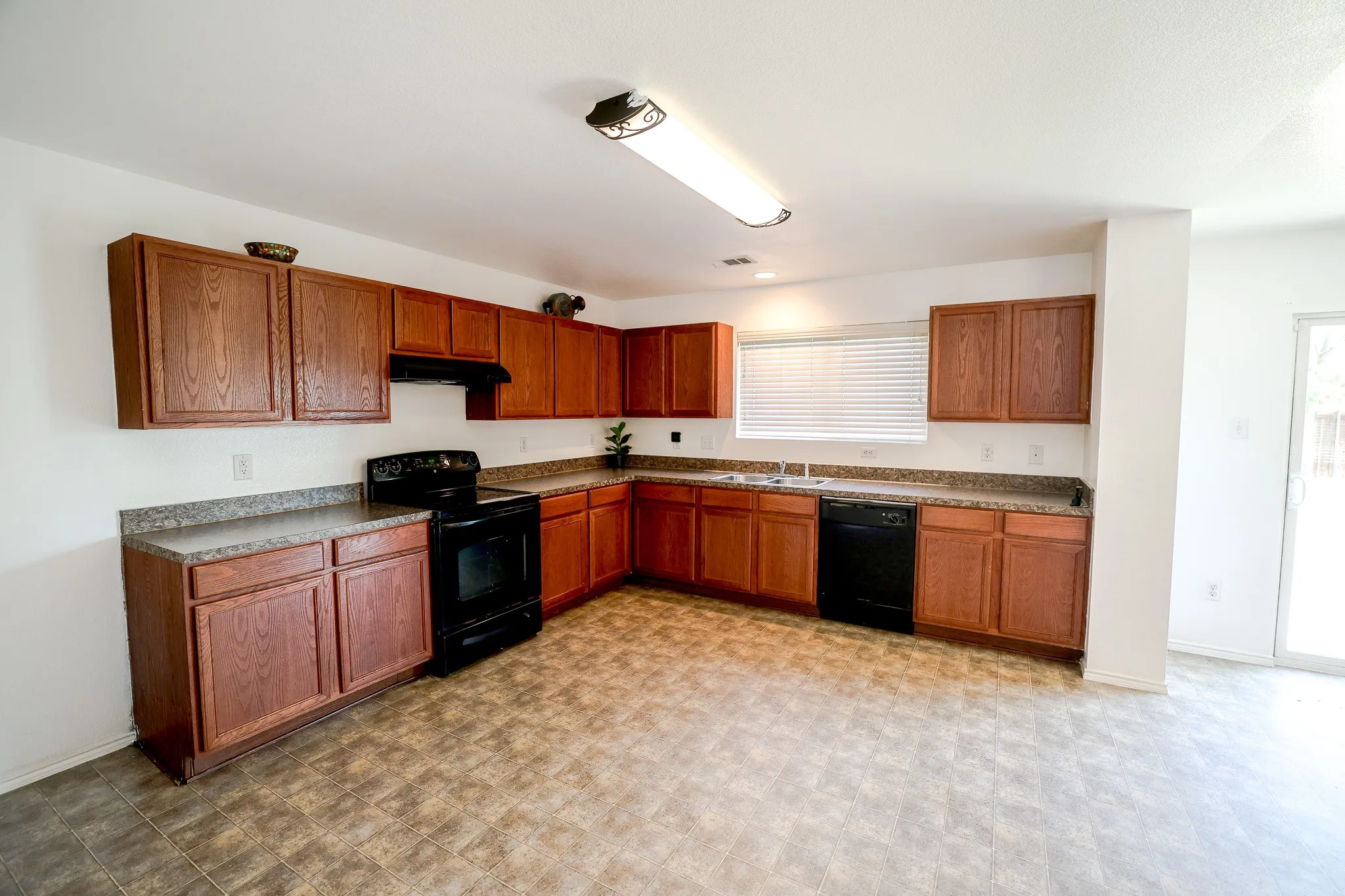 Single Family Residence For Rent in Denton County , 1645 Dream Catcher Way, Krum, Texas 76249, 3 Bedrooms, 2 Bathrooms, 2 Garage spaces, 2,024 Sqft, built in 2009, Price $2,100, mls#21320967, Real Estate Agent in Krum, Homes For Rent in Denton county, Homes For Rent in Krum, Realtor in Krum Texas, Real Estate Brokerage Independent Realty Texas, Luminita Cordes Realtor