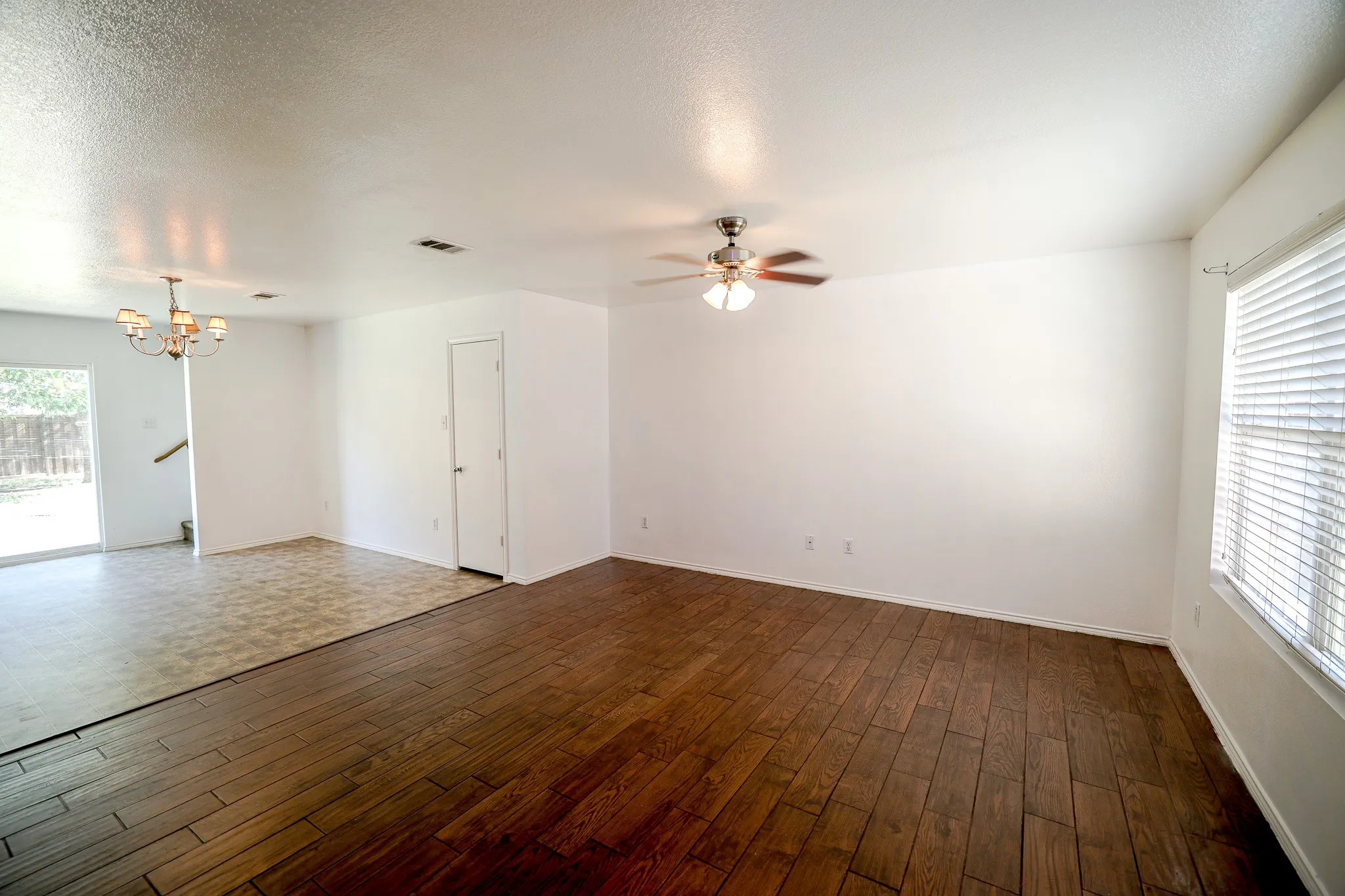 Single Family Residence For Rent in Denton County , 1645 Dream Catcher Way, Krum, Texas 76249, 3 Bedrooms, 2 Bathrooms, 2 Garage spaces, 2,024 Sqft, built in 2009, Price $2,100, mls#21320967, Real Estate Agent in Krum, Homes For Rent in Denton county, Homes For Rent in Krum, Realtor in Krum Texas, Real Estate Brokerage Independent Realty Texas, Luminita Cordes Realtor