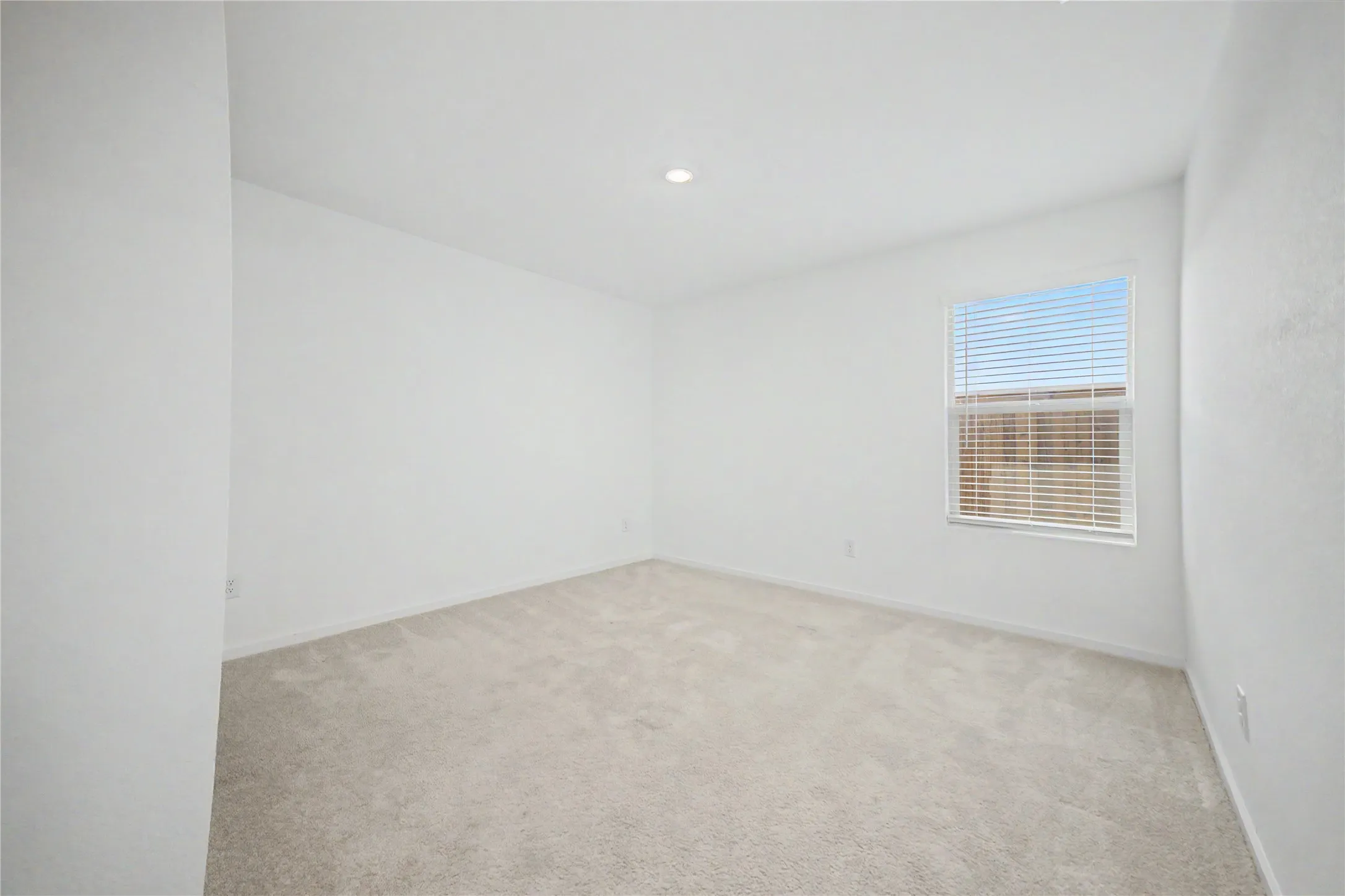 Single Family Residence For Rent in Denton County , 237 Ashbrook Street, Little Elm, Texas 75068, 3 Bedroom, 2 Bathroom, 2 Garage spaces, 1,504 Sqft, built in 2024, mls#21320998, Real Estate Agent in Little Elm, Homes For Rent in Denton county, Homes For Rent in Little Elm, Realtor in Little Elm Texas, Real Estate Brokerage Independent Realty Texas, Luminita Cordes Realtor
