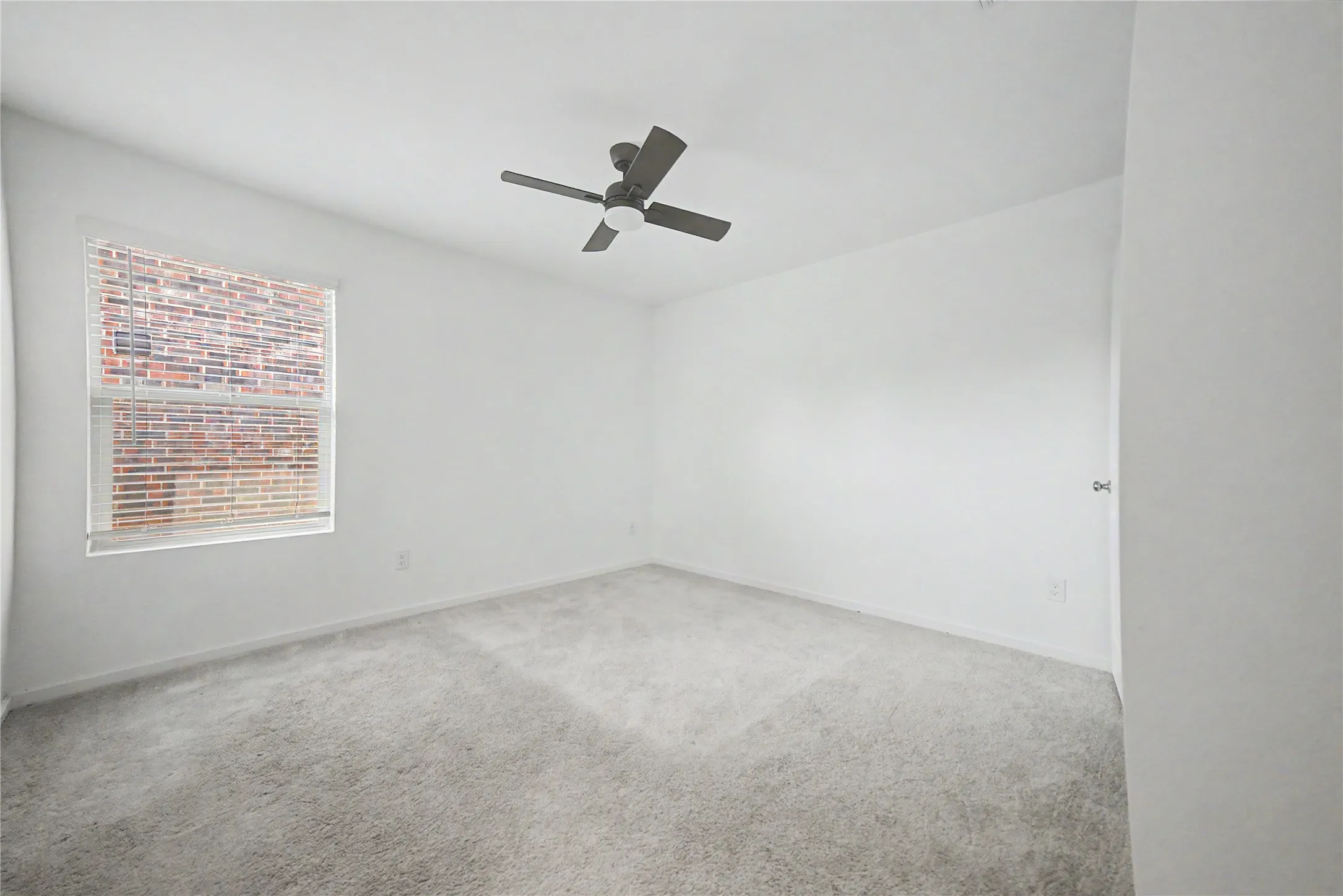 Single Family Residence For Rent in Denton County , 237 Ashbrook Street, Little Elm, Texas 75068, 3 Bedroom, 2 Bathroom, 2 Garage spaces, 1,504 Sqft, built in 2024, mls#21320998, Real Estate Agent in Little Elm, Homes For Rent in Denton county, Homes For Rent in Little Elm, Realtor in Little Elm Texas, Real Estate Brokerage Independent Realty Texas, Luminita Cordes Realtor