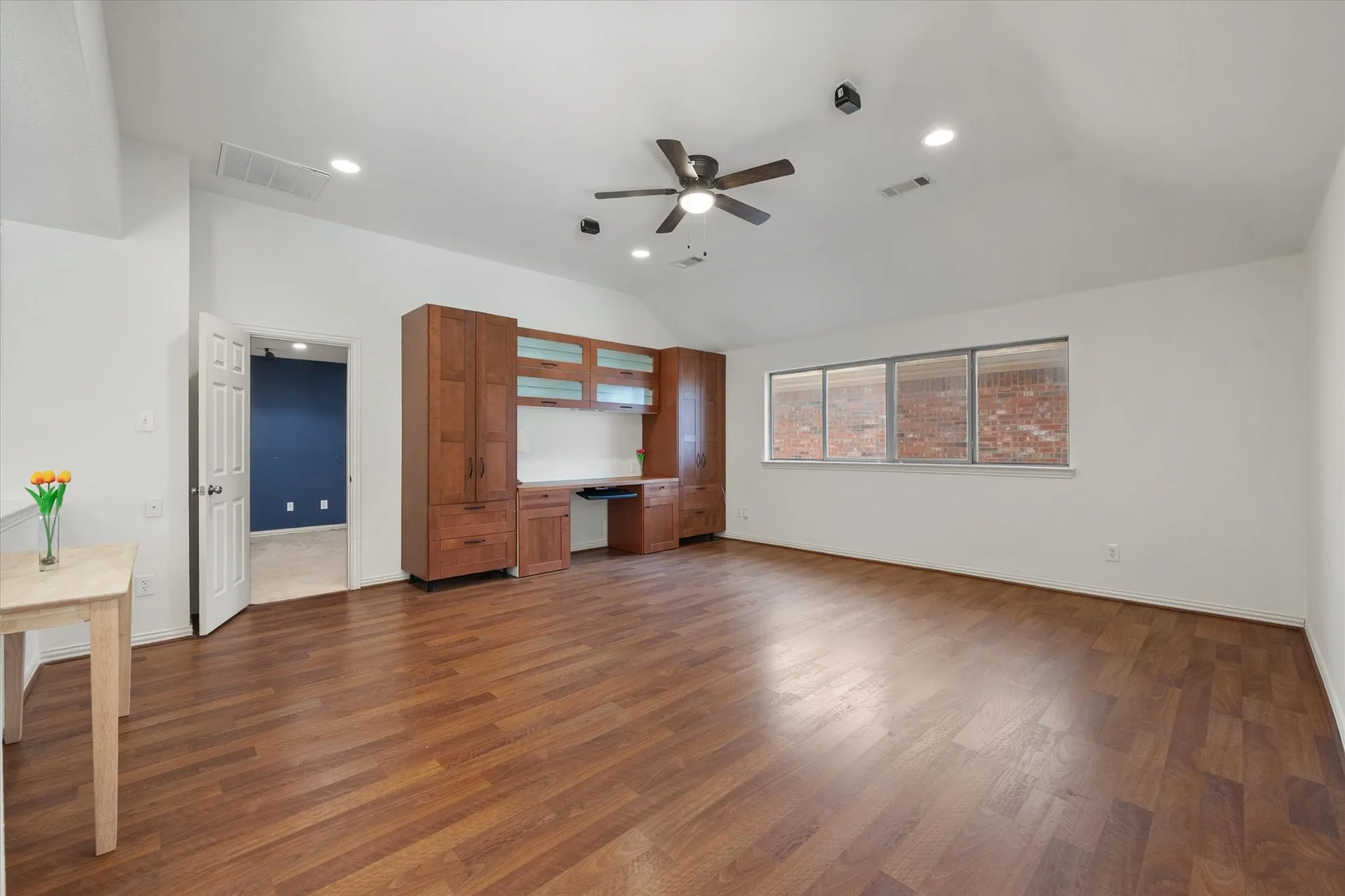 Second living area and/or game room