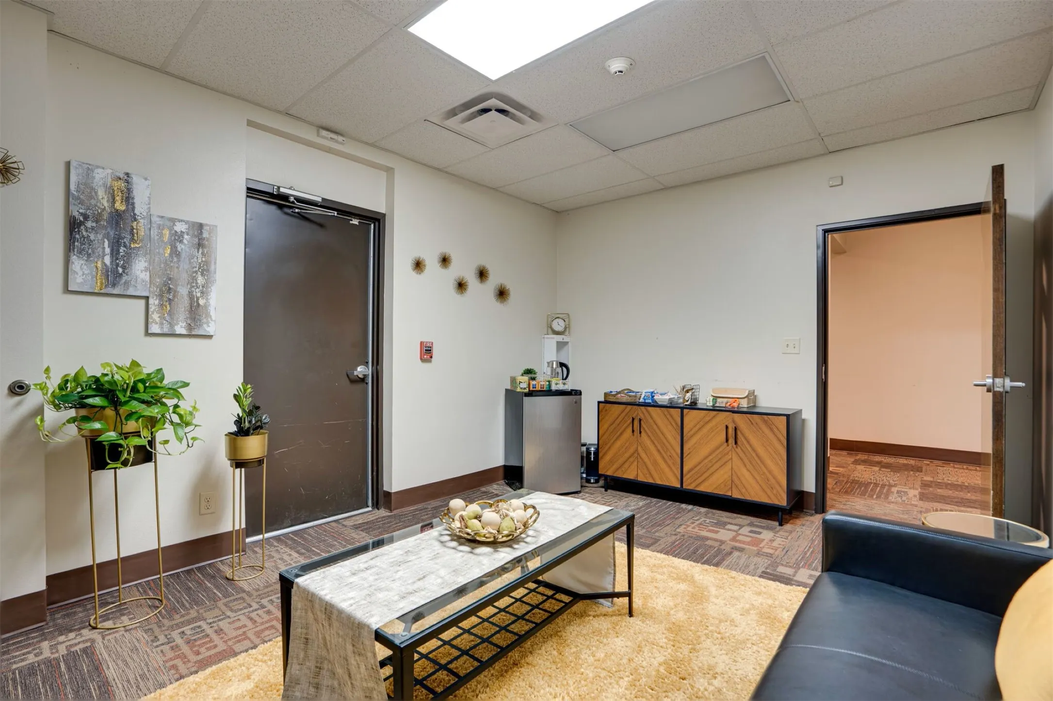 Office For Sale in Dallas County , 8855 N Stemmons Freeway, Dallas, Texas 75247, 0, 0, Garage spaces, 0 Sqft, built in 1970, Price $2,300,000, mls#21320790, Real Estate Agent in Dallas, Homes For Sale in Dallas county, Homes For Sale in Dallas, Realtor in Dallas Texas, Real Estate Brokerage Independent Realty Texas, Luminita Cordes Realtor