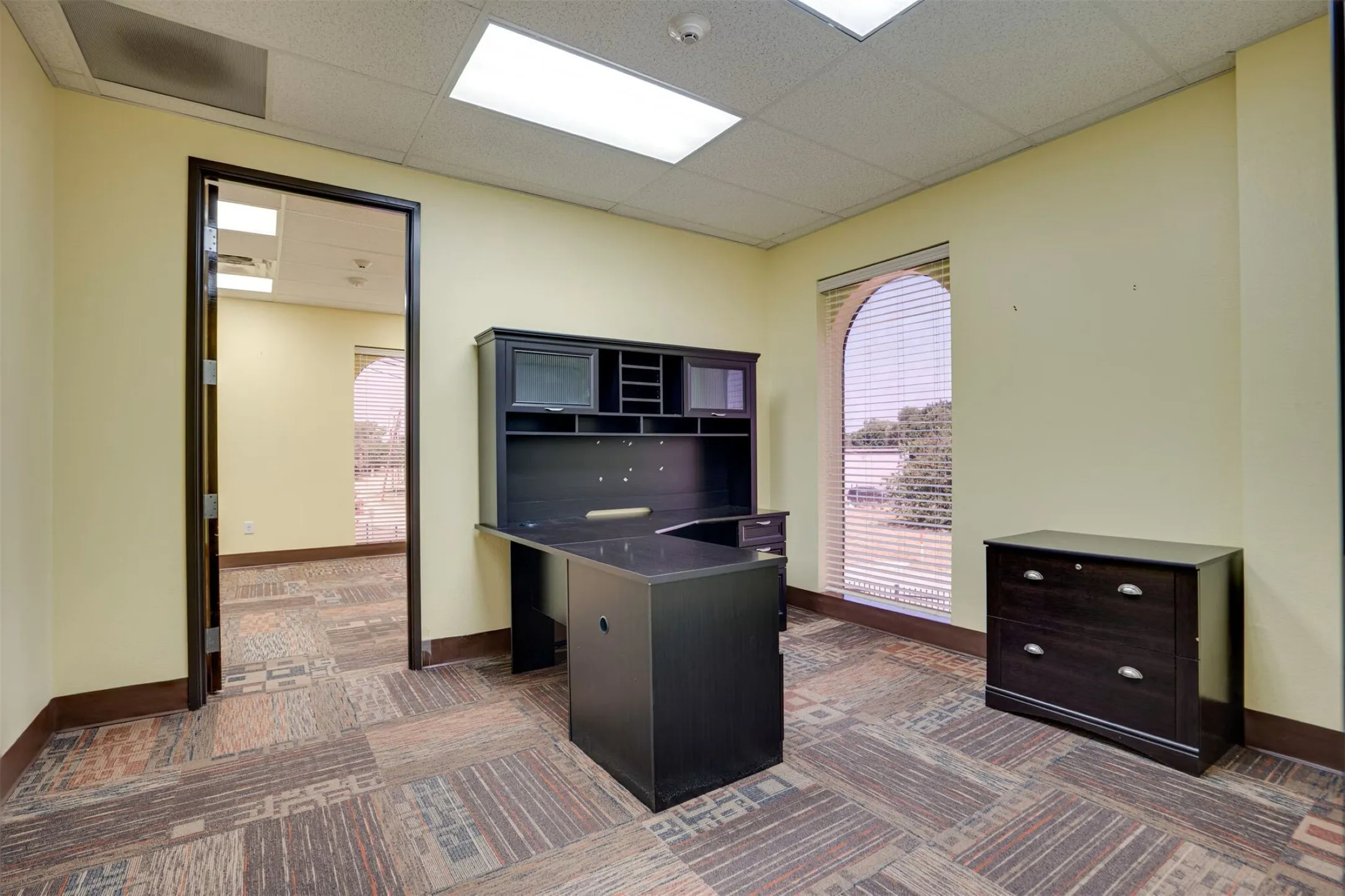 Office For Sale in Dallas County , 8855 N Stemmons Freeway, Dallas, Texas 75247, 0, 0, Garage spaces, 0 Sqft, built in 1970, Price $2,300,000, mls#21320790, Real Estate Agent in Dallas, Homes For Sale in Dallas county, Homes For Sale in Dallas, Realtor in Dallas Texas, Real Estate Brokerage Independent Realty Texas, Luminita Cordes Realtor