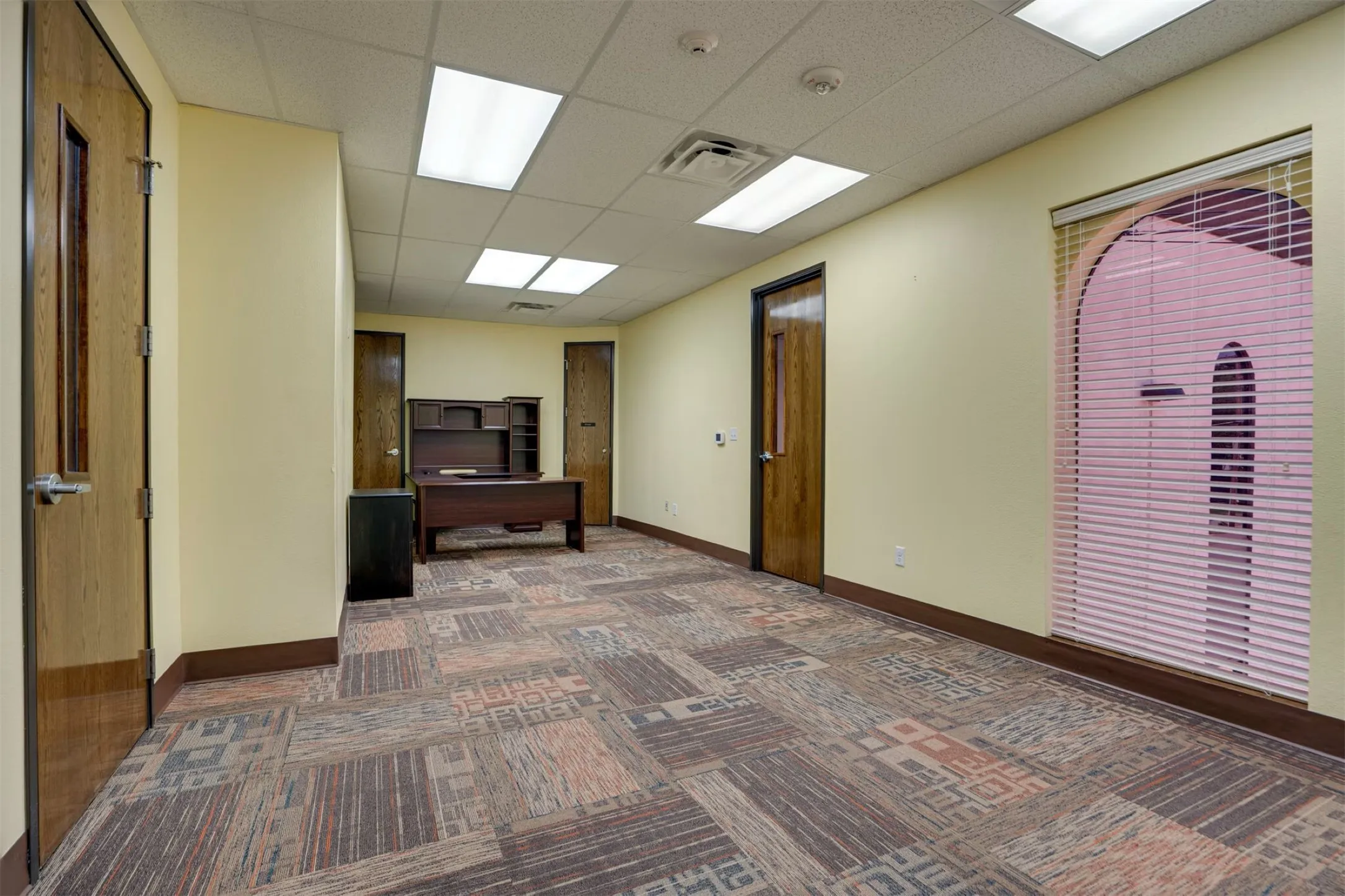 Office For Sale in Dallas County , 8855 N Stemmons Freeway, Dallas, Texas 75247, 0, 0, Garage spaces, 0 Sqft, built in 1970, Price $2,300,000, mls#21320790, Real Estate Agent in Dallas, Homes For Sale in Dallas county, Homes For Sale in Dallas, Realtor in Dallas Texas, Real Estate Brokerage Independent Realty Texas, Luminita Cordes Realtor