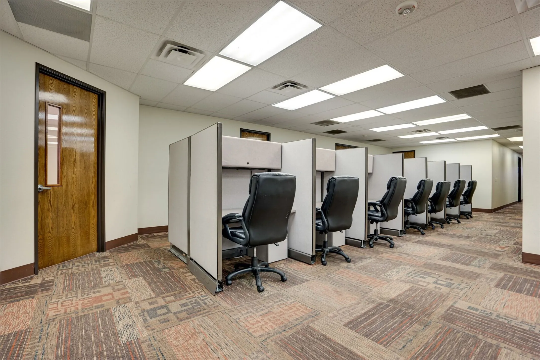Office For Sale in Dallas County , 8855 N Stemmons Freeway, Dallas, Texas 75247, 0, 0, Garage spaces, 0 Sqft, built in 1970, Price $2,300,000, mls#21320790, Real Estate Agent in Dallas, Homes For Sale in Dallas county, Homes For Sale in Dallas, Realtor in Dallas Texas, Real Estate Brokerage Independent Realty Texas, Luminita Cordes Realtor