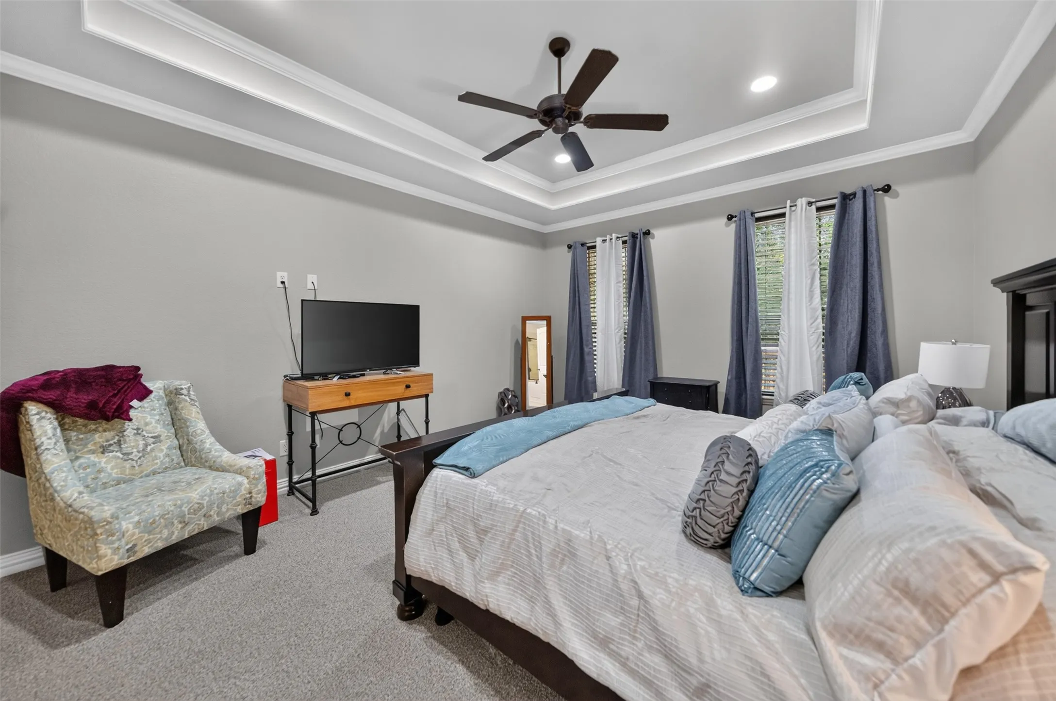 Single Family Residence For Sale in Smith County , 14317 Cedarwood Circle, Tyler, Texas 75703, 4 Bedroom, 3 Bathroom, 2 Garage spaces, 2,590 Sqft, built in 2009, mls#21320970, Real Estate Agent in Tyler, Homes For Sale in Smith county, Homes For Sale in Tyler, Realtor in Tyler Texas, Real Estate Brokerage Independent Realty Texas, Luminita Cordes Realtor