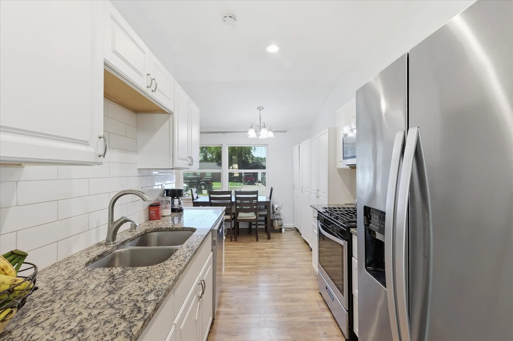 Single Family Residence For Sale in Dallas County , 2715 Cary Drive, Mesquite, Texas 75150, 4 Bedroom, 3 Bathroom, Garage spaces, 1,442 Sqft, built in 1959, mls#21320366, Real Estate Agent in Mesquite, Homes For Sale in Dallas county, Homes For Sale in Mesquite, Realtor in Mesquite Texas, Real Estate Brokerage Independent Realty Texas, Luminita Cordes Realtor