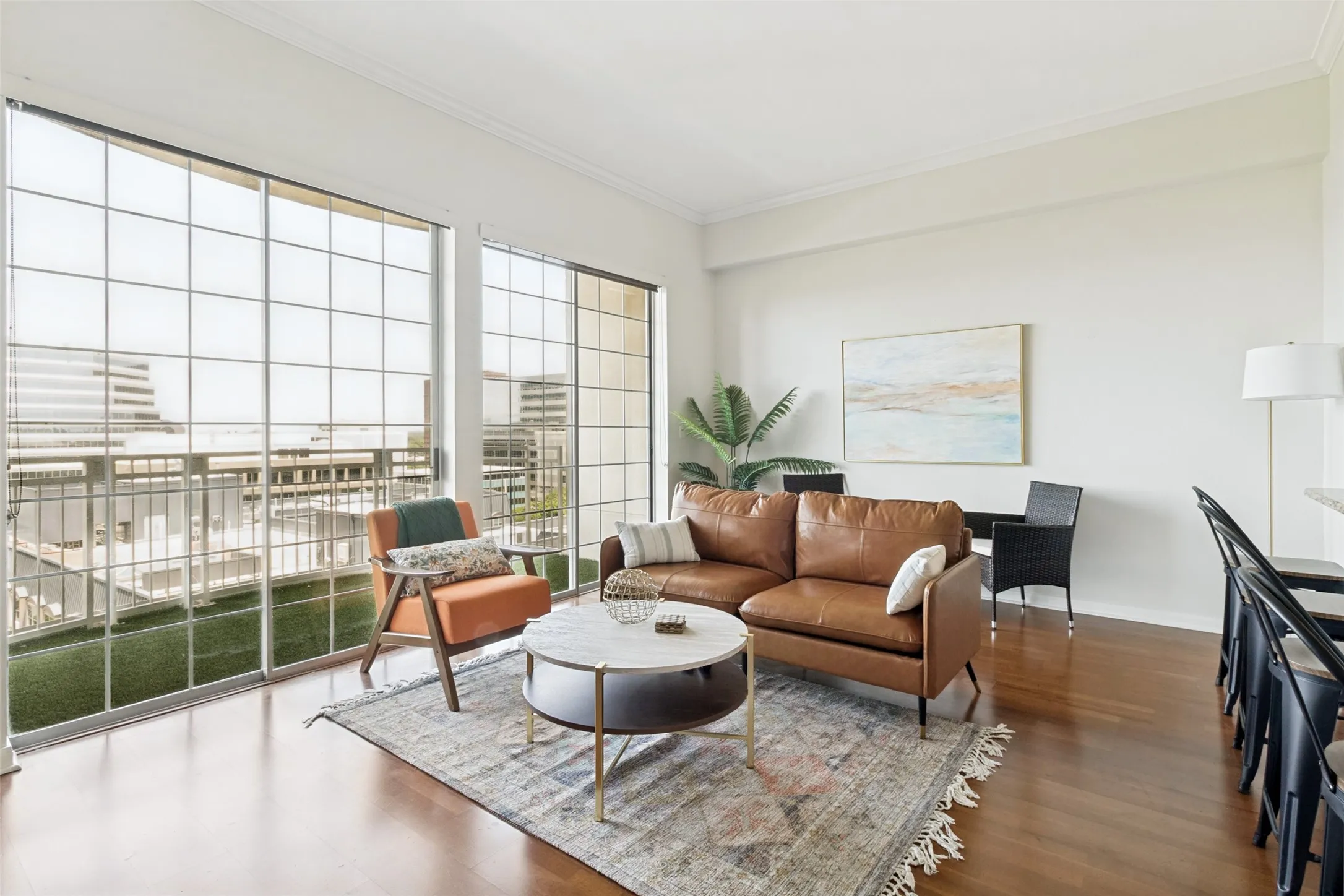 Condominium For Sale in Dallas County , 3225 Turtle Creek Boulevard 1134, Dallas, Texas 75219, 1 Bedroom, 1 Bathroom, 2 Garage spaces, 816 Sqft, built in 1998, mls#21318778, Real Estate Agent in Dallas, Homes For Sale in Dallas county, Homes For Sale in Dallas, Realtor in Dallas Texas, Real Estate Brokerage Independent Realty Texas, Luminita Cordes Realtor