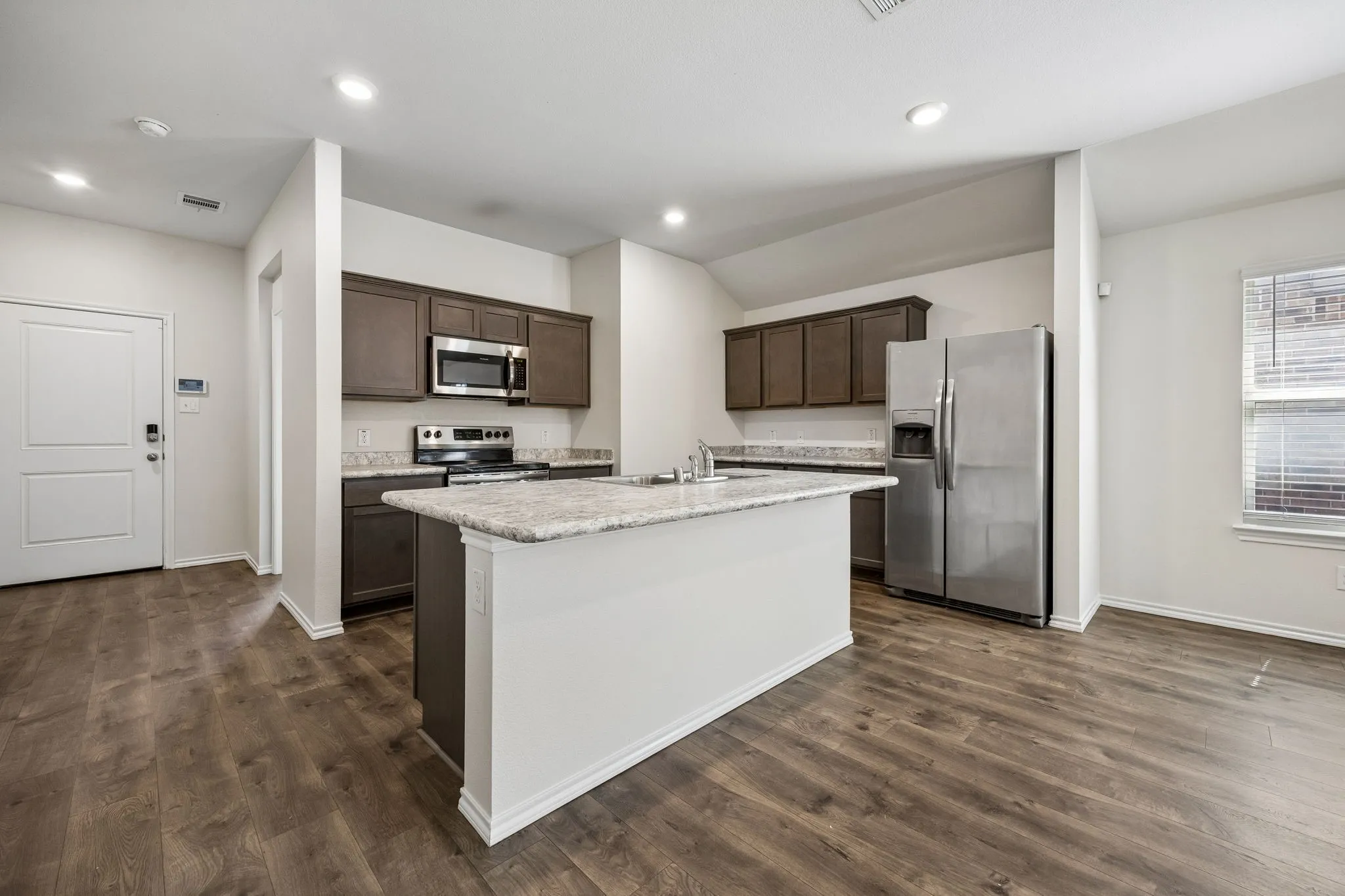 Single Family Residence For Sale in Denton County , 313 Samuel Street, Denton, Texas 76207, 4 Bedroom, 2 Bathroom, 2 Garage spaces, 1,919 Sqft, built in 2019, mls#21315759, Real Estate Agent in Denton, Homes For Sale in Denton county, Homes For Sale in Denton, Realtor in Denton Texas, Real Estate Brokerage Independent Realty Texas, Luminita Cordes Realtor