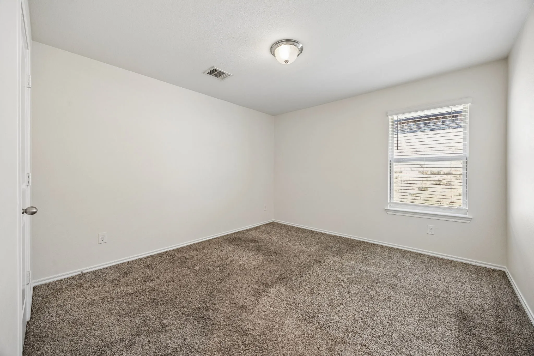 Single Family Residence For Sale in Denton County , 313 Samuel Street, Denton, Texas 76207, 4 Bedroom, 2 Bathroom, 2 Garage spaces, 1,919 Sqft, built in 2019, mls#21315759, Real Estate Agent in Denton, Homes For Sale in Denton county, Homes For Sale in Denton, Realtor in Denton Texas, Real Estate Brokerage Independent Realty Texas, Luminita Cordes Realtor