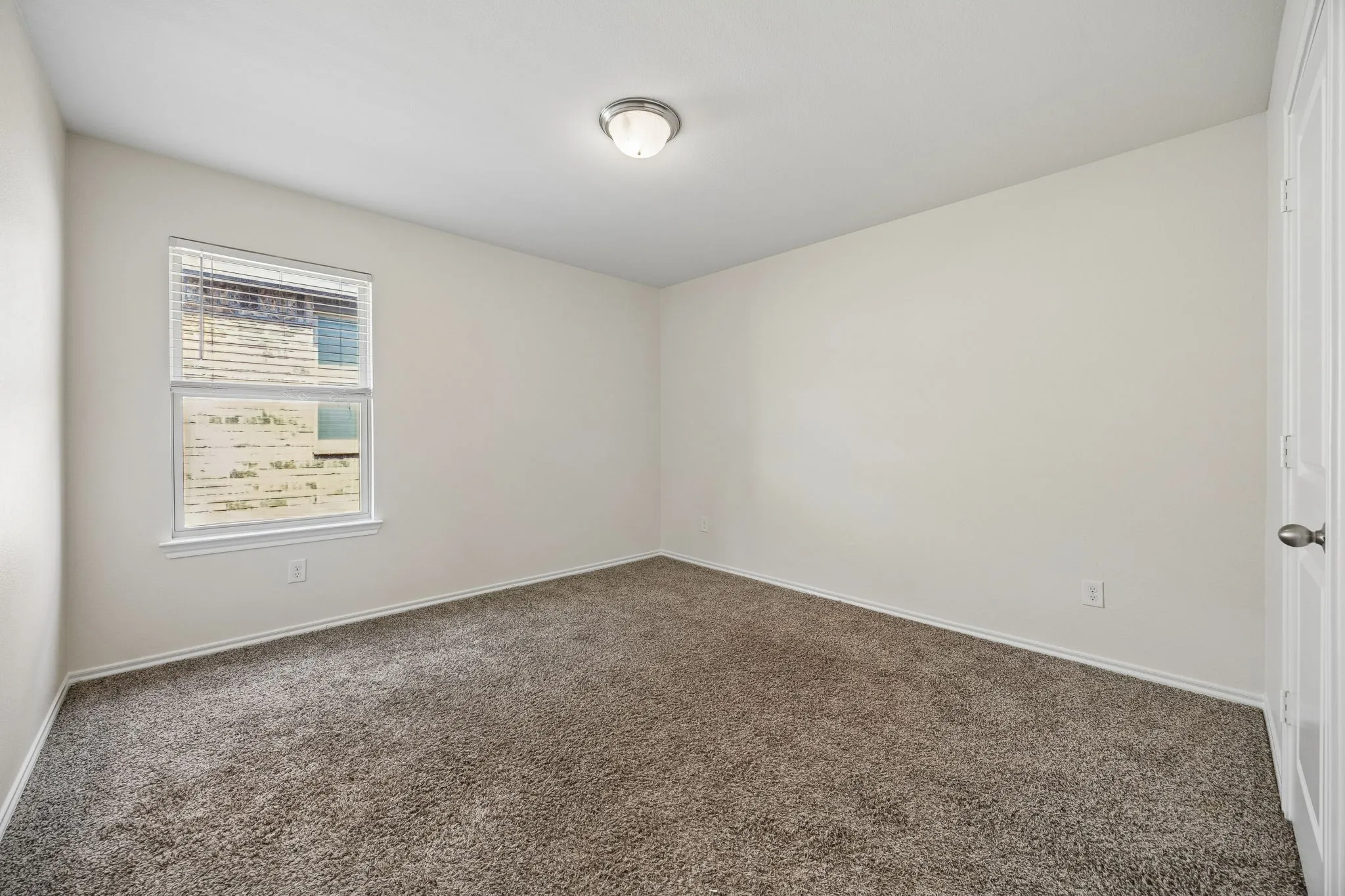 Single Family Residence For Sale in Denton County , 313 Samuel Street, Denton, Texas 76207, 4 Bedroom, 2 Bathroom, 2 Garage spaces, 1,919 Sqft, built in 2019, mls#21315759, Real Estate Agent in Denton, Homes For Sale in Denton county, Homes For Sale in Denton, Realtor in Denton Texas, Real Estate Brokerage Independent Realty Texas, Luminita Cordes Realtor