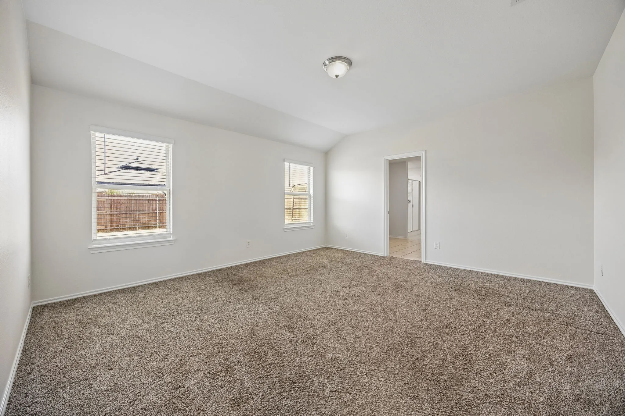 Single Family Residence For Sale in Denton County , 313 Samuel Street, Denton, Texas 76207, 4 Bedroom, 2 Bathroom, 2 Garage spaces, 1,919 Sqft, built in 2019, mls#21315759, Real Estate Agent in Denton, Homes For Sale in Denton county, Homes For Sale in Denton, Realtor in Denton Texas, Real Estate Brokerage Independent Realty Texas, Luminita Cordes Realtor