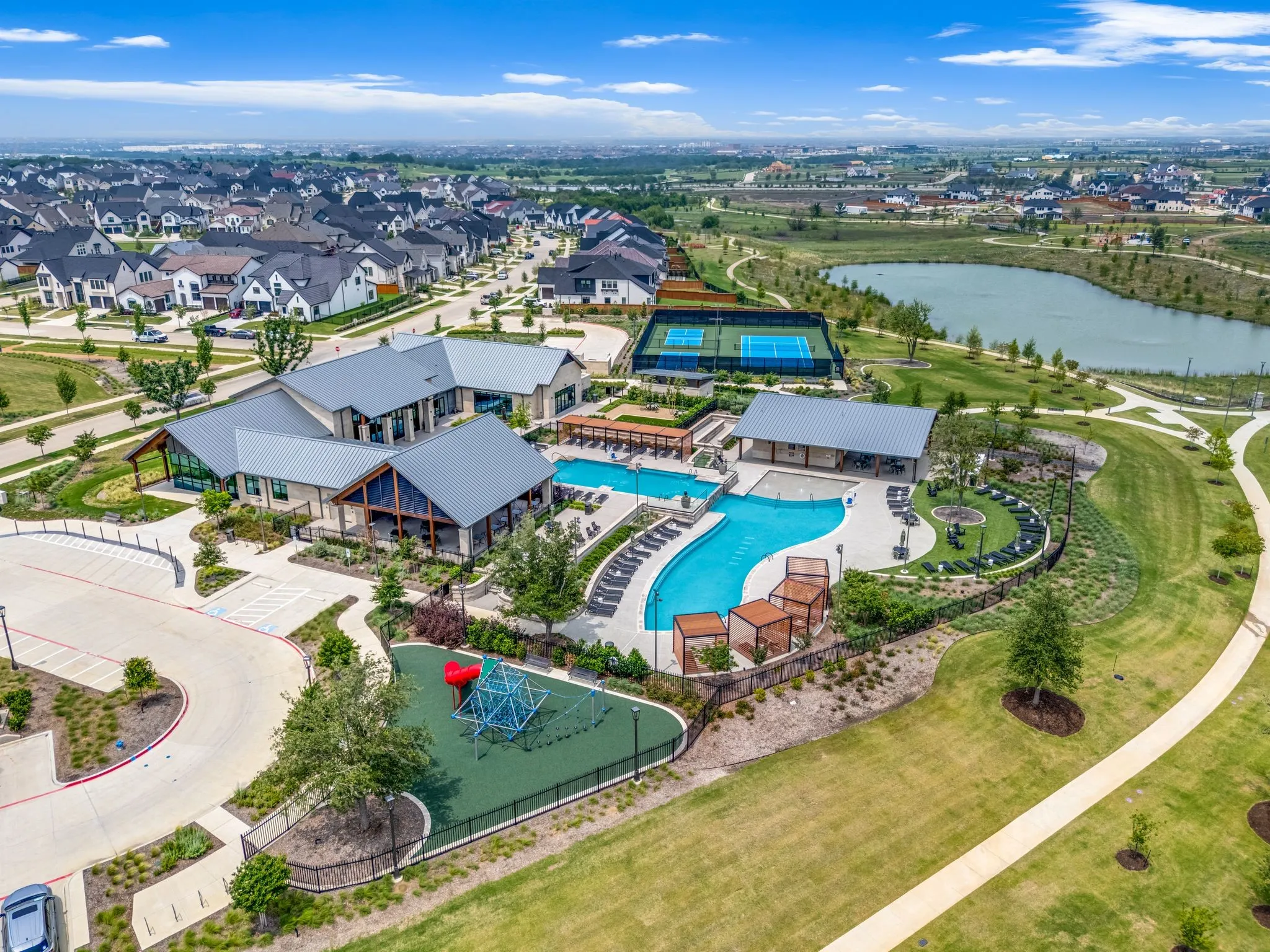 Single Family Residence For Sale in Denton County , 3504 Coral Hill Street, Frisco, Texas 75033, 5 Bedroom, 5 Bathroom, 3 Garage spaces, 3,722 Sqft, built in 2024, mls#21317697, Real Estate Agent in Frisco, Homes For Sale in Denton county, Homes For Sale in Frisco, Realtor in Frisco Texas, Real Estate Brokerage Independent Realty Texas, Luminita Cordes Realtor