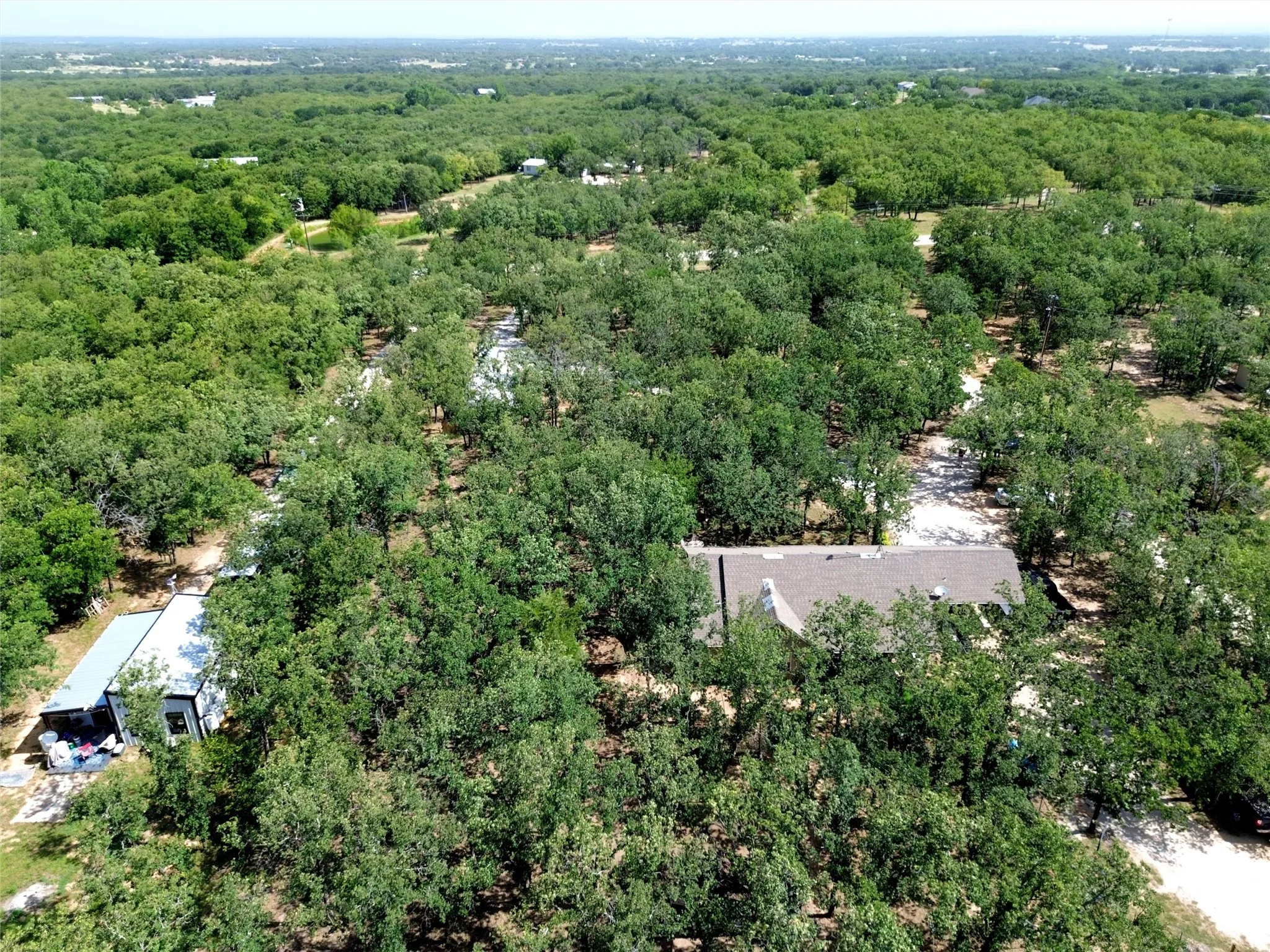 Single Family Residence For Sale in Wise County , 211 Spring Valley Road, Paradise, Texas 76073, 2 Bedroom, 2 Bathroom, Garage spaces, 1,642 Sqft, built in 2010, mls#21317603, Real Estate Agent in Paradise, Homes For Sale in Wise county, Homes For Sale in Paradise, Realtor in Paradise Texas, Real Estate Brokerage Independent Realty Texas, Luminita Cordes Realtor