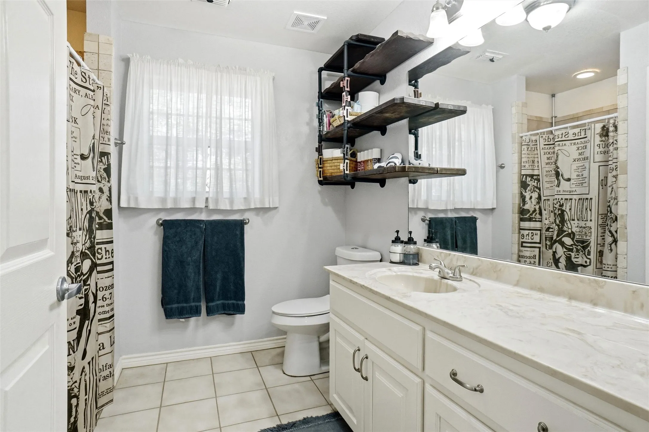 Single Family Residence For Sale in Wise County , 211 Spring Valley Road, Paradise, Texas 76073, 2 Bedroom, 2 Bathroom, Garage spaces, 1,642 Sqft, built in 2010, mls#21317603, Real Estate Agent in Paradise, Homes For Sale in Wise county, Homes For Sale in Paradise, Realtor in Paradise Texas, Real Estate Brokerage Independent Realty Texas, Luminita Cordes Realtor