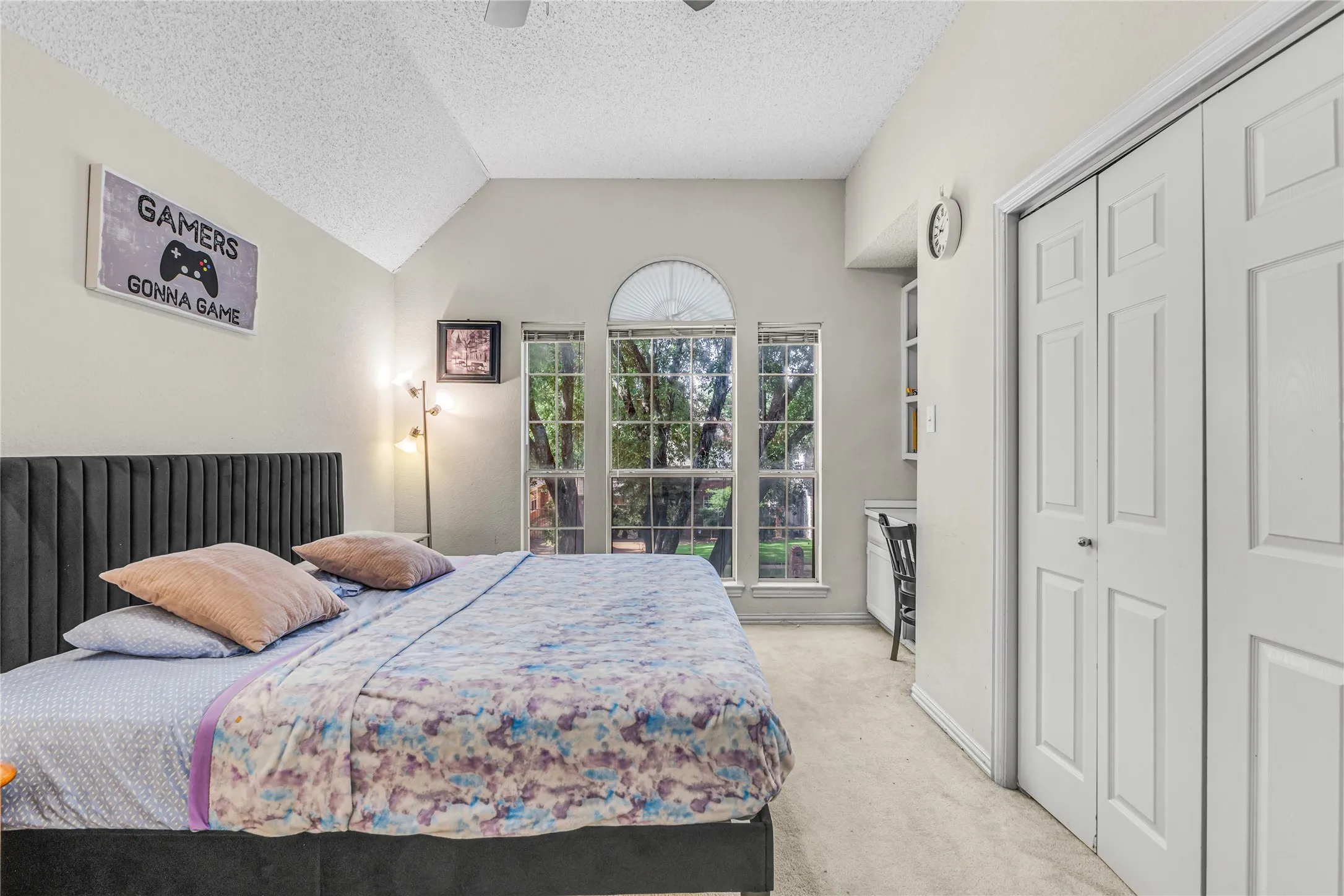 Single Family Residence For Sale in Dallas County , 4105 Crest Ridge Drive, Irving, Texas 75061, 3 Bedroom, 3 Bathroom, 2 Garage spaces, 2,527 Sqft, built in 1990, mls#21320480, Real Estate Agent in Irving, Homes For Sale in Dallas county, Homes For Sale in Irving, Realtor in Irving Texas, Real Estate Brokerage Independent Realty Texas, Luminita Cordes Realtor
