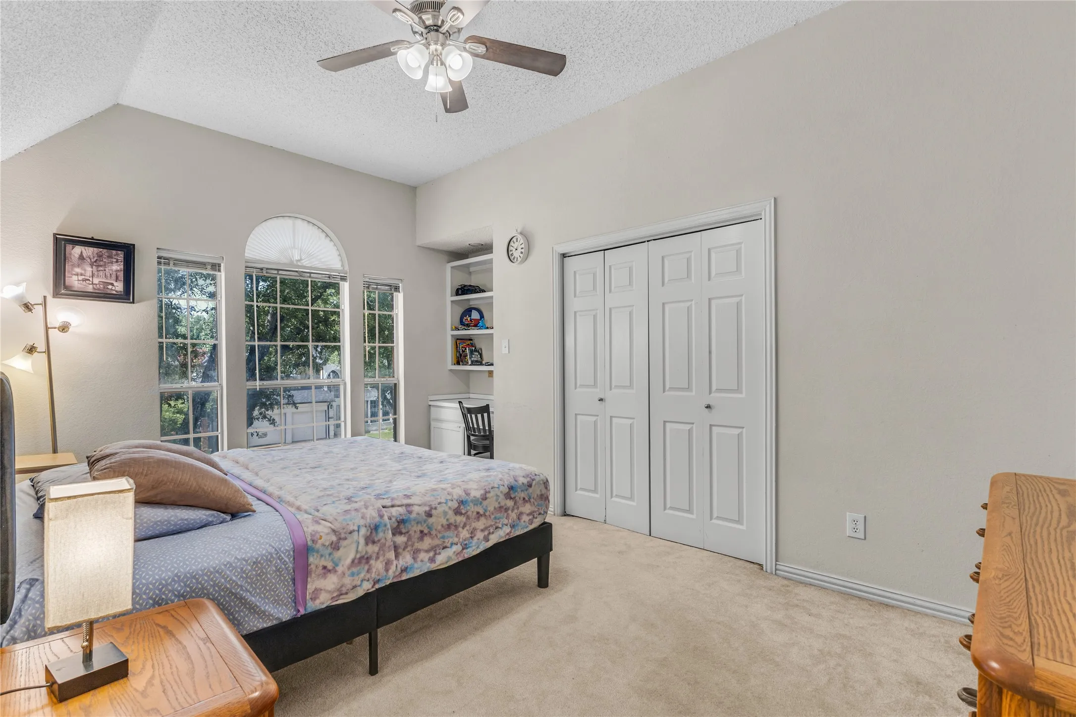 Single Family Residence For Sale in Dallas County , 4105 Crest Ridge Drive, Irving, Texas 75061, 3 Bedroom, 3 Bathroom, 2 Garage spaces, 2,527 Sqft, built in 1990, mls#21320480, Real Estate Agent in Irving, Homes For Sale in Dallas county, Homes For Sale in Irving, Realtor in Irving Texas, Real Estate Brokerage Independent Realty Texas, Luminita Cordes Realtor