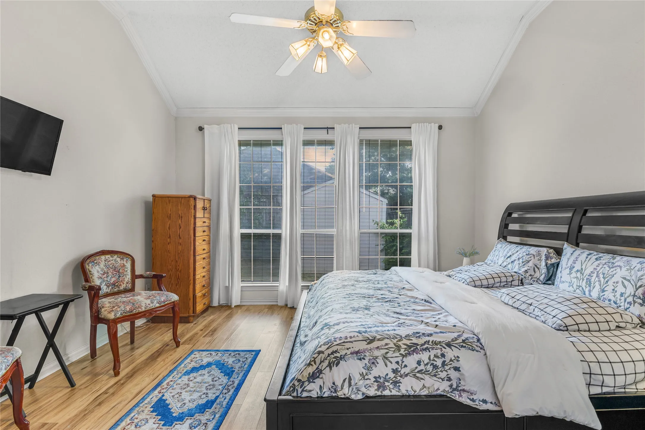 Single Family Residence For Sale in Dallas County , 4105 Crest Ridge Drive, Irving, Texas 75061, 3 Bedroom, 3 Bathroom, 2 Garage spaces, 2,527 Sqft, built in 1990, mls#21320480, Real Estate Agent in Irving, Homes For Sale in Dallas county, Homes For Sale in Irving, Realtor in Irving Texas, Real Estate Brokerage Independent Realty Texas, Luminita Cordes Realtor