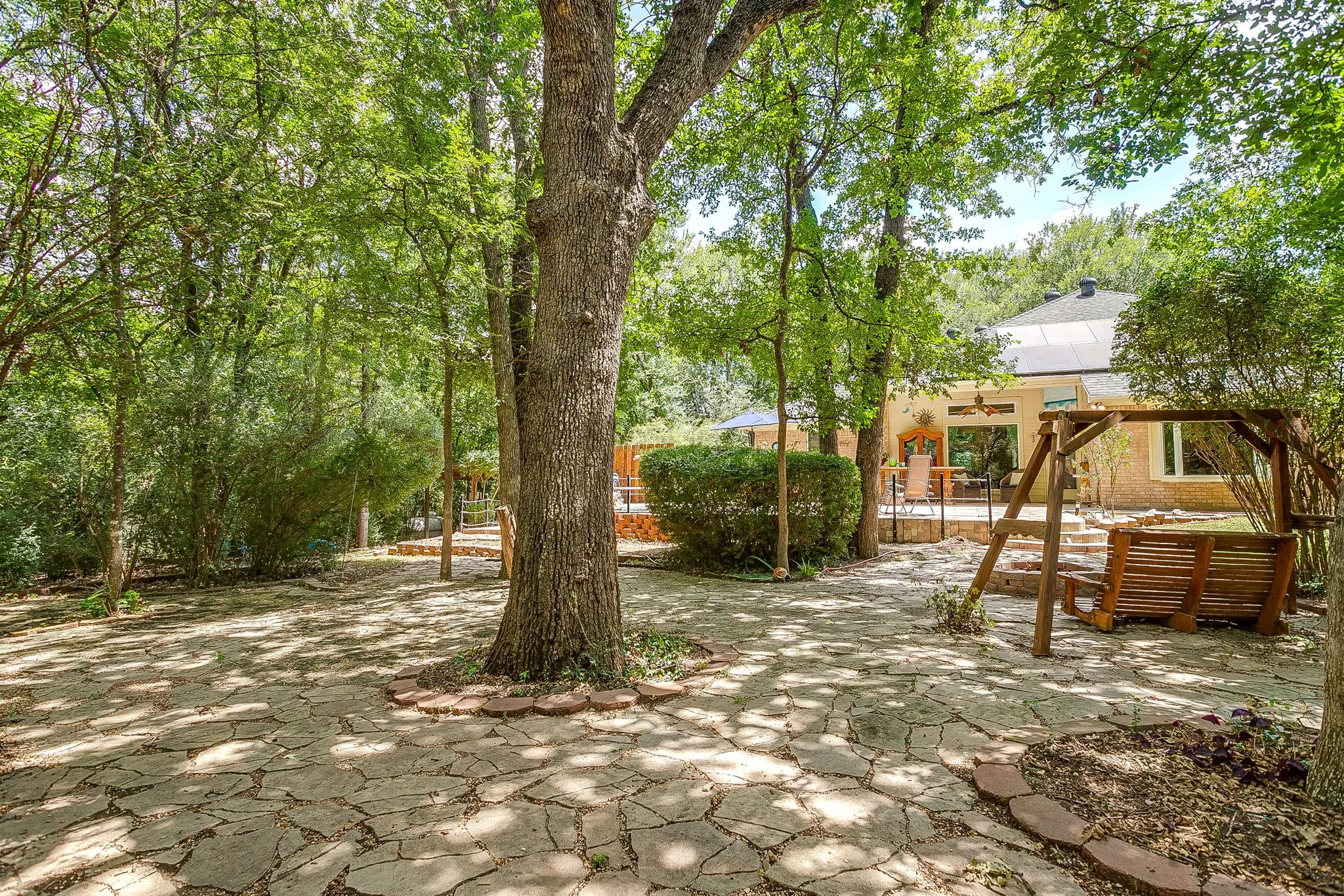 Single Family Residence For Sale in Tarrant County , 4056 Tortoise Lane, Fort Worth, Texas 76135, 3 Bedroom, 2 Bathroom, 2 Garage spaces, 1,829 Sqft, built in 2006, mls#21318965, Real Estate Agent in Fort Worth, Homes For Sale in Tarrant county, Homes For Sale in Fort Worth, Realtor in Fort Worth Texas, Real Estate Brokerage Independent Realty Texas, Luminita Cordes Realtor