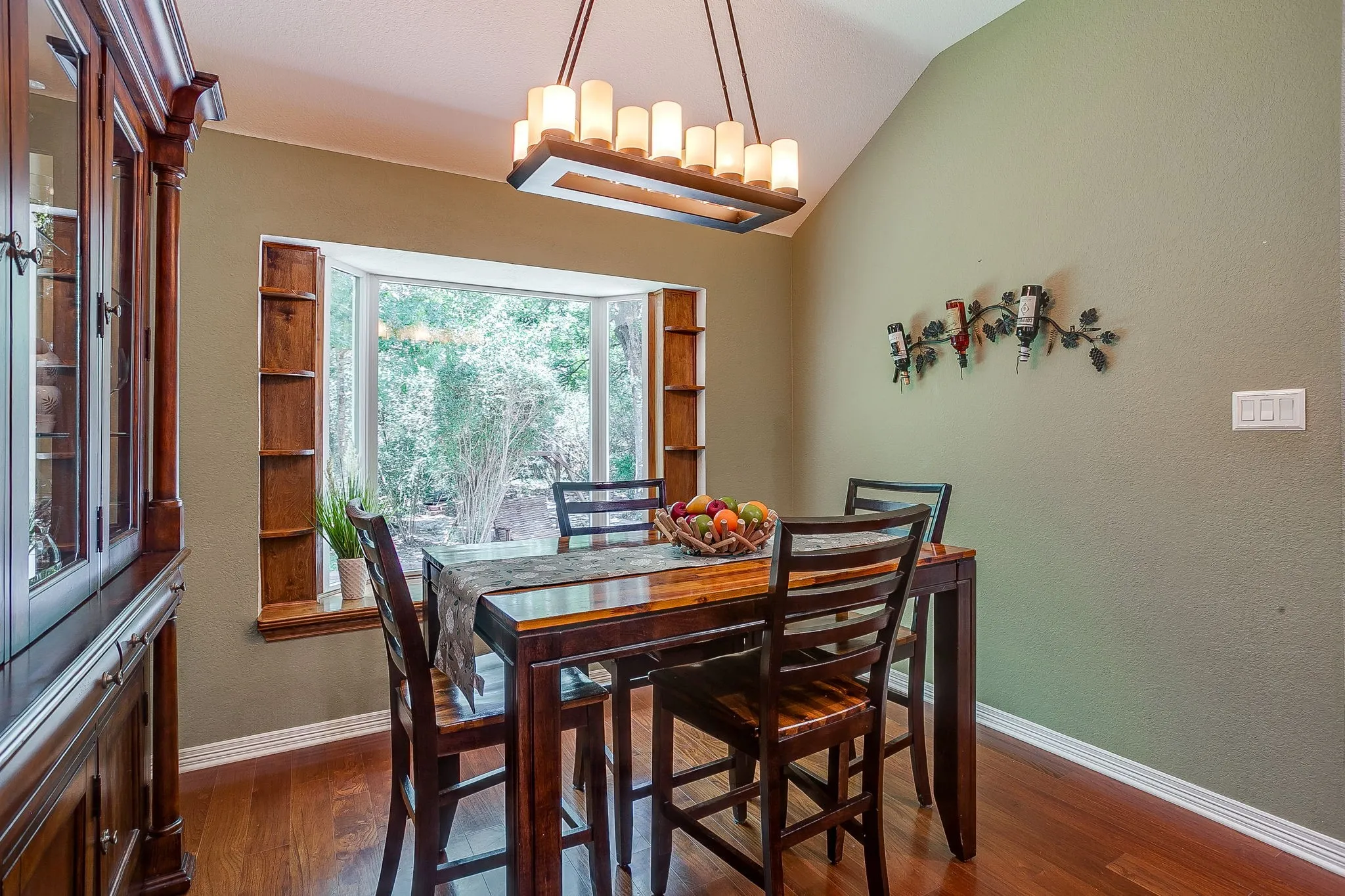 Single Family Residence For Sale in Tarrant County , 4056 Tortoise Lane, Fort Worth, Texas 76135, 3 Bedroom, 2 Bathroom, 2 Garage spaces, 1,829 Sqft, built in 2006, mls#21318965, Real Estate Agent in Fort Worth, Homes For Sale in Tarrant county, Homes For Sale in Fort Worth, Realtor in Fort Worth Texas, Real Estate Brokerage Independent Realty Texas, Luminita Cordes Realtor