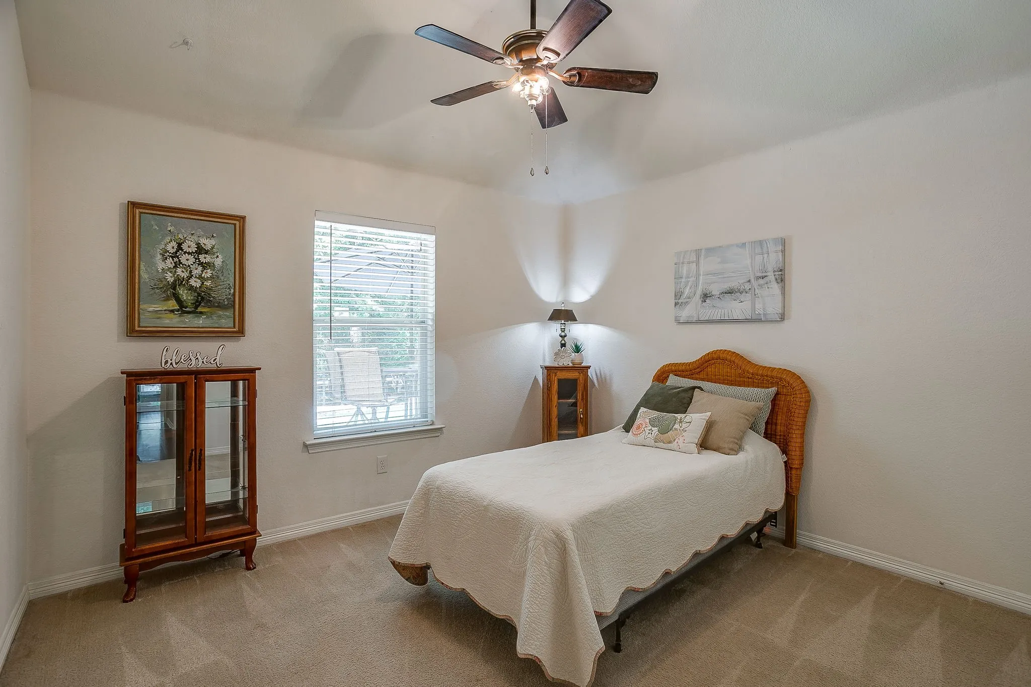 Single Family Residence For Sale in Tarrant County , 4056 Tortoise Lane, Fort Worth, Texas 76135, 3 Bedroom, 2 Bathroom, 2 Garage spaces, 1,829 Sqft, built in 2006, mls#21318965, Real Estate Agent in Fort Worth, Homes For Sale in Tarrant county, Homes For Sale in Fort Worth, Realtor in Fort Worth Texas, Real Estate Brokerage Independent Realty Texas, Luminita Cordes Realtor