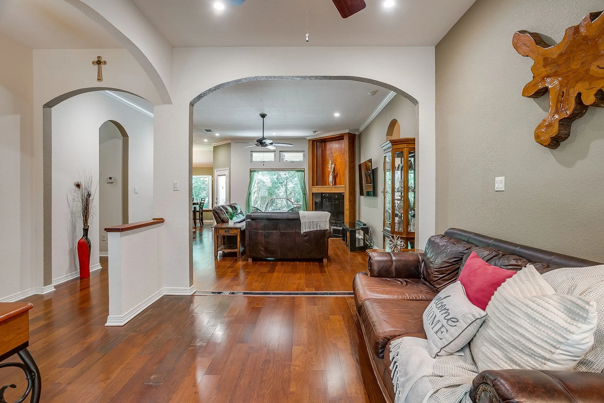 Single Family Residence For Sale in Tarrant County , 4056 Tortoise Lane, Fort Worth, Texas 76135, 3 Bedroom, 2 Bathroom, 2 Garage spaces, 1,829 Sqft, built in 2006, mls#21318965, Real Estate Agent in Fort Worth, Homes For Sale in Tarrant county, Homes For Sale in Fort Worth, Realtor in Fort Worth Texas, Real Estate Brokerage Independent Realty Texas, Luminita Cordes Realtor