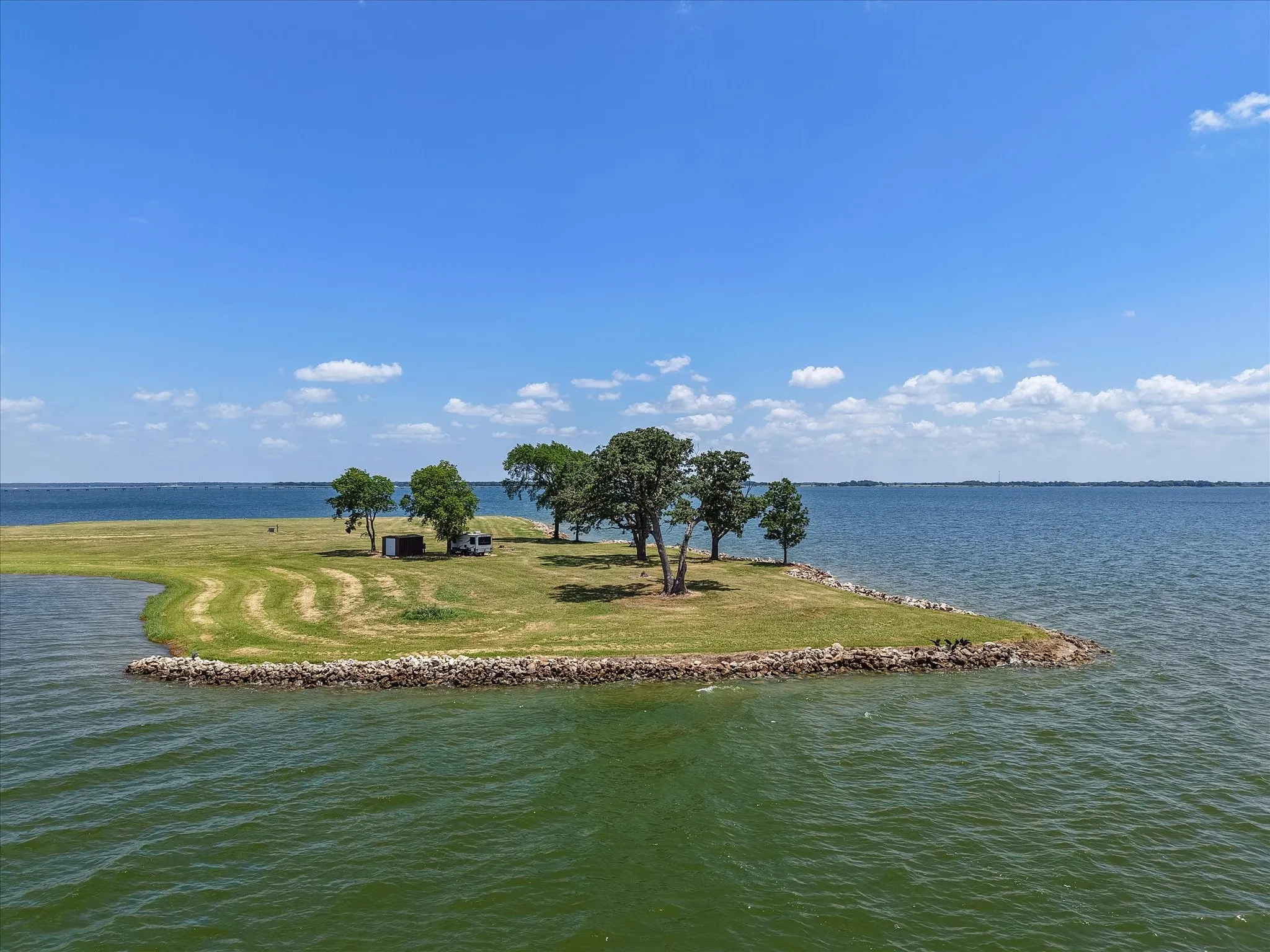 Unimproved Land For Sale in Navarro County , Lot 18a Moonlight Point, Corsicana, Texas 75109, 0, 0, Garage spaces, 0 Sqft, built in 0, Price $1,295,000, mls#21319933, Real Estate Agent in Corsicana, Homes For Sale in Navarro county, Homes For Sale in Corsicana, Realtor in Corsicana Texas, Real Estate Brokerage Independent Realty Texas, Luminita Cordes Realtor