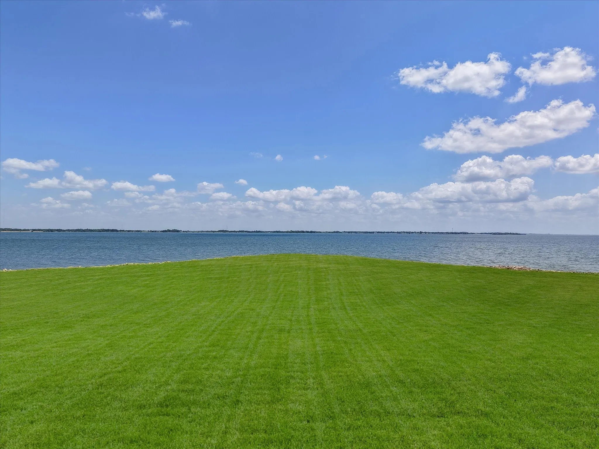 Unimproved Land For Sale in Navarro County , Lot 18a Moonlight Point, Corsicana, Texas 75109, 0, 0, Garage spaces, 0 Sqft, built in 0, Price $1,295,000, mls#21319933, Real Estate Agent in Corsicana, Homes For Sale in Navarro county, Homes For Sale in Corsicana, Realtor in Corsicana Texas, Real Estate Brokerage Independent Realty Texas, Luminita Cordes Realtor