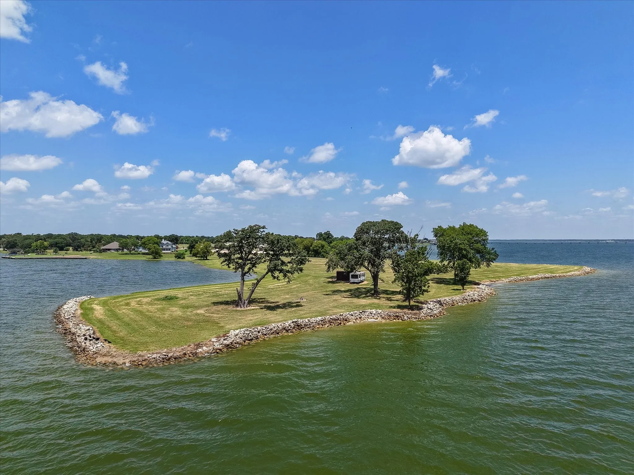 Unimproved Land For Sale in Navarro County , Lot 18a Moonlight Point, Corsicana, Texas 75109, 0, 0, Garage spaces, 0 Sqft, built in 0, Price $1,295,000, mls#21319933, Real Estate Agent in Corsicana, Homes For Sale in Navarro county, Homes For Sale in Corsicana, Realtor in Corsicana Texas, Real Estate Brokerage Independent Realty Texas, Luminita Cordes Realtor