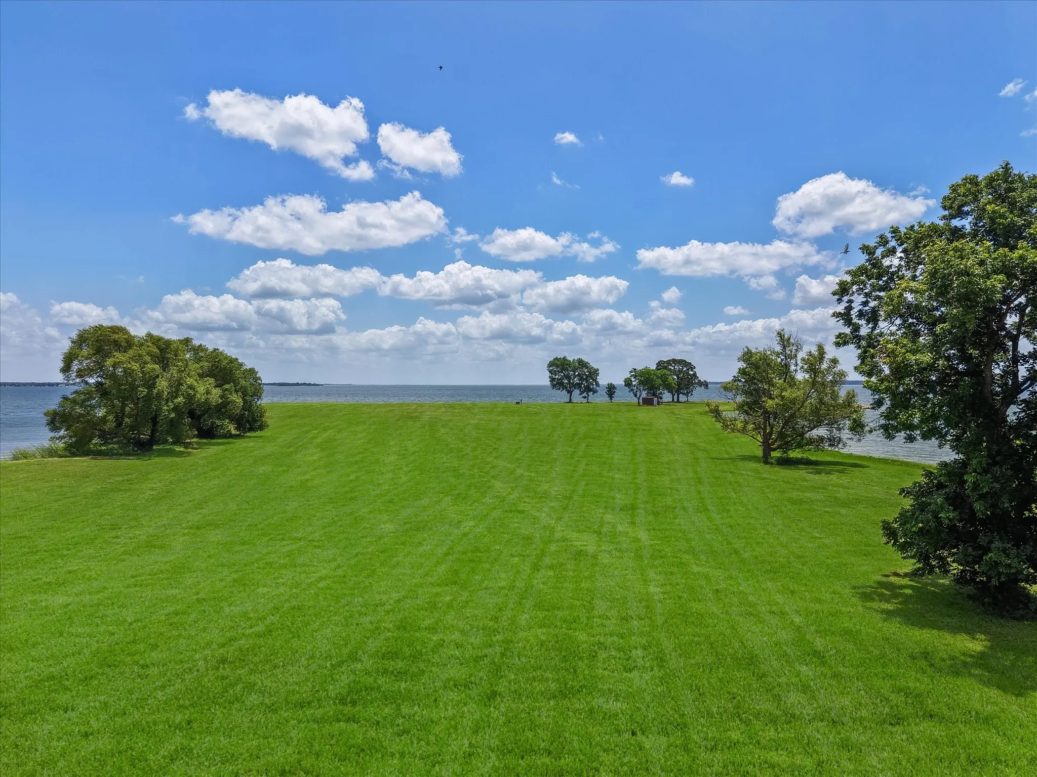 Unimproved Land For Sale in Navarro County , Lot 18a Moonlight Point, Corsicana, Texas 75109, 0, 0, Garage spaces, 0 Sqft, built in 0, Price $1,295,000, mls#21319933, Real Estate Agent in Corsicana, Homes For Sale in Navarro county, Homes For Sale in Corsicana, Realtor in Corsicana Texas, Real Estate Brokerage Independent Realty Texas, Luminita Cordes Realtor