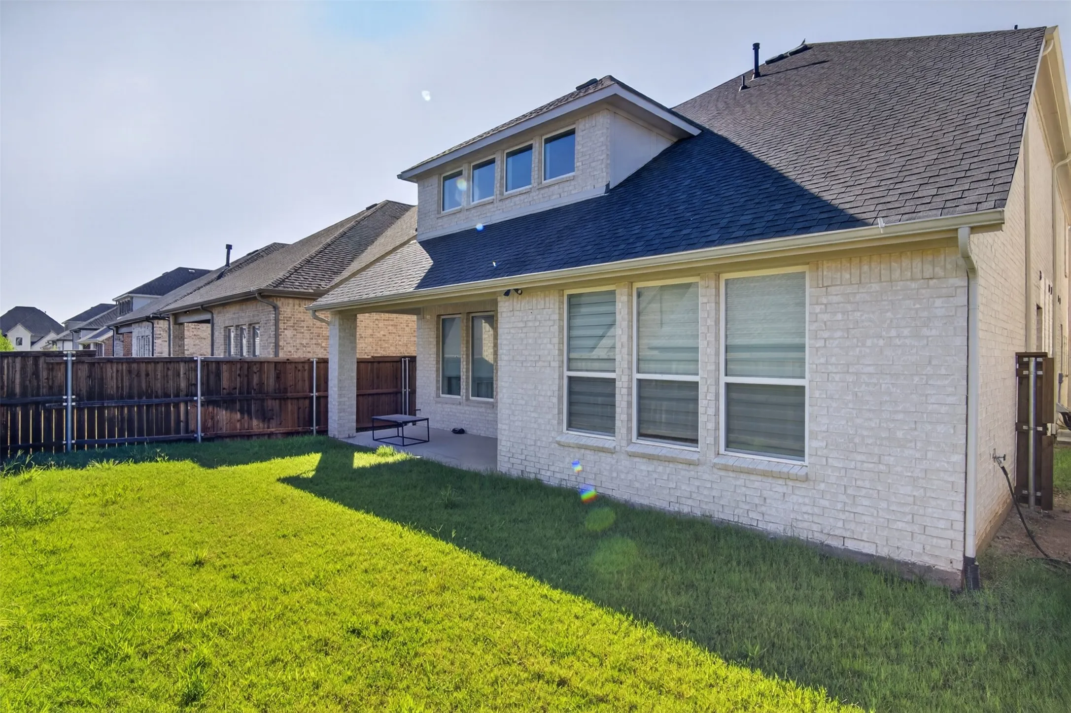 Single Family Residence For Sale in Tarrant County , 213 Scottish Way, Mansfield, Texas 76063, 4 Bedroom, 5 Bathroom, 2 Garage spaces, 3,323 Sqft, built in 2023, mls#21320891, Real Estate Agent in Mansfield, Homes For Sale in Tarrant county, Homes For Sale in Mansfield, Realtor in Mansfield Texas, Real Estate Brokerage Independent Realty Texas, Luminita Cordes Realtor