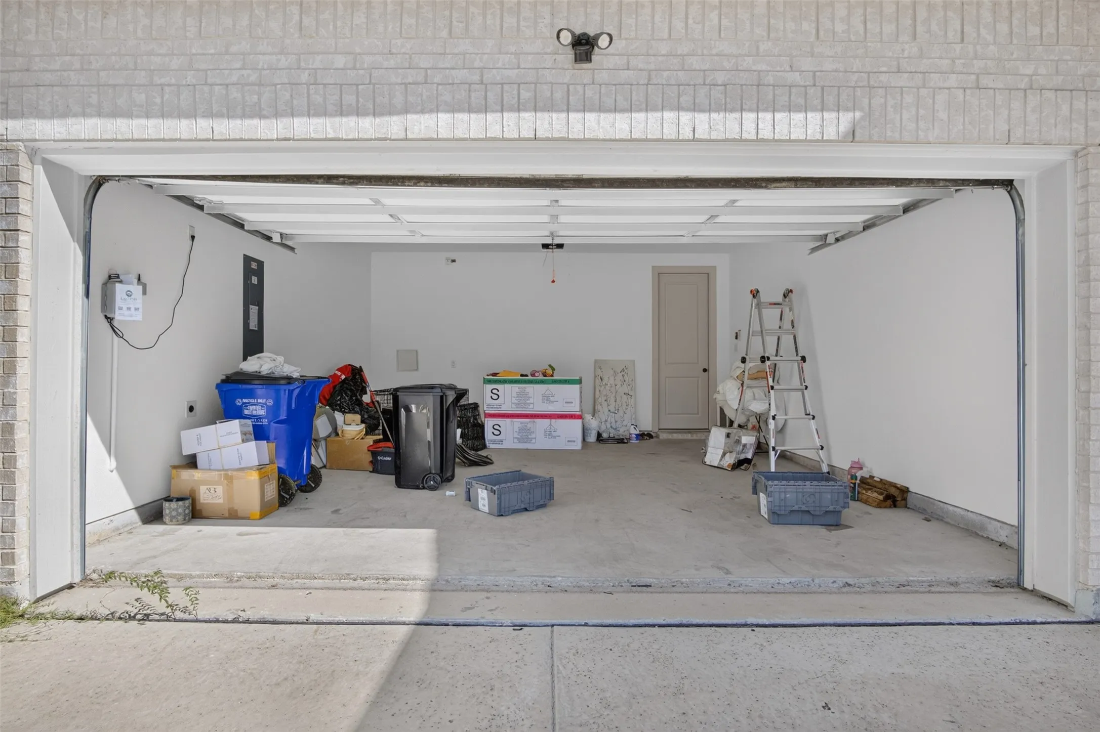 Single Family Residence For Sale in Tarrant County , 213 Scottish Way, Mansfield, Texas 76063, 4 Bedroom, 5 Bathroom, 2 Garage spaces, 3,323 Sqft, built in 2023, mls#21320891, Real Estate Agent in Mansfield, Homes For Sale in Tarrant county, Homes For Sale in Mansfield, Realtor in Mansfield Texas, Real Estate Brokerage Independent Realty Texas, Luminita Cordes Realtor