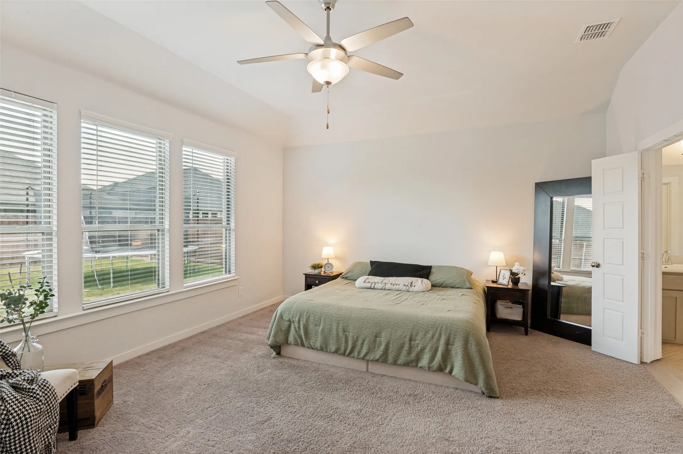 Single Family Residence For Sale in Ellis County , 456 Leopold Trail, Waxahachie, Texas 75165, 4 Bedroom, 3 Bathroom, 3 Garage spaces, 2,444 Sqft, built in 2023, mls#21313620, Real Estate Agent in Waxahachie, Homes For Sale in Ellis county, Homes For Sale in Waxahachie, Realtor in Waxahachie Texas, Real Estate Brokerage Independent Realty Texas, Luminita Cordes Realtor
