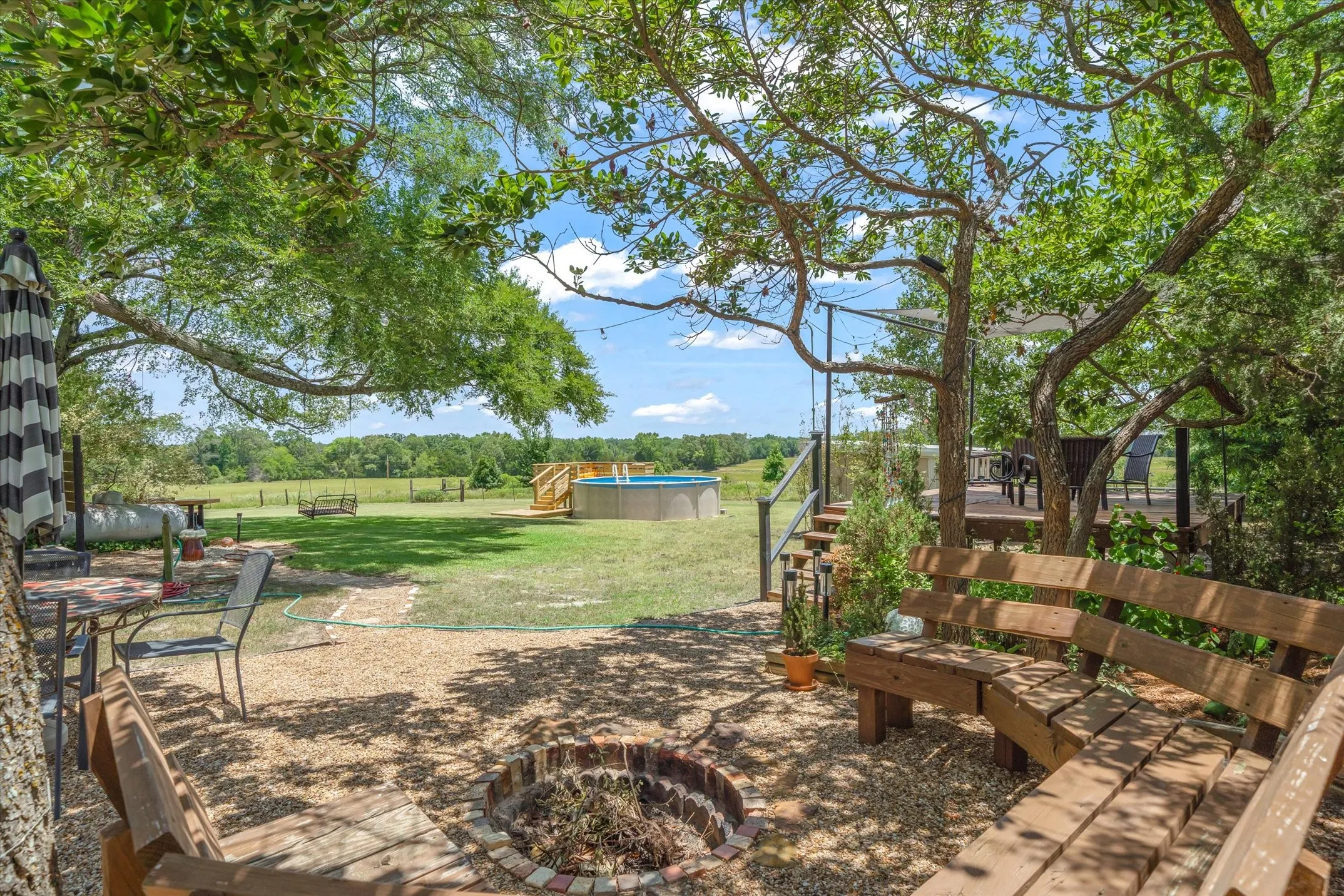 Single Family Residence For Sale in Van Zandt County , 838 Vz County Road 4404, Ben Wheeler, Texas 75754, 3 Bedroom, 2 Bathroom, Garage spaces, 1,685 Sqft, built in 1984, mls#21320542, Real Estate Agent in Ben Wheeler, Homes For Sale in Van Zandt county, Homes For Sale in Ben Wheeler, Realtor in Ben Wheeler Texas, Real Estate Brokerage Independent Realty Texas, Luminita Cordes Realtor