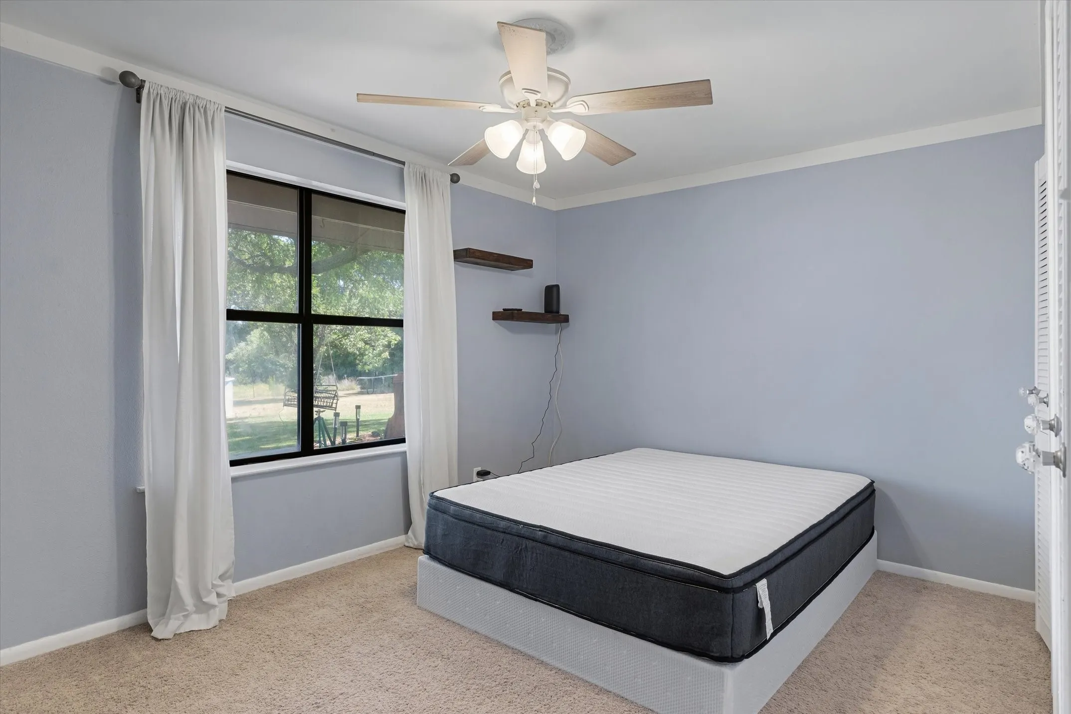 Single Family Residence For Sale in Van Zandt County , 838 Vz County Road 4404, Ben Wheeler, Texas 75754, 3 Bedroom, 2 Bathroom, Garage spaces, 1,685 Sqft, built in 1984, mls#21320542, Real Estate Agent in Ben Wheeler, Homes For Sale in Van Zandt county, Homes For Sale in Ben Wheeler, Realtor in Ben Wheeler Texas, Real Estate Brokerage Independent Realty Texas, Luminita Cordes Realtor