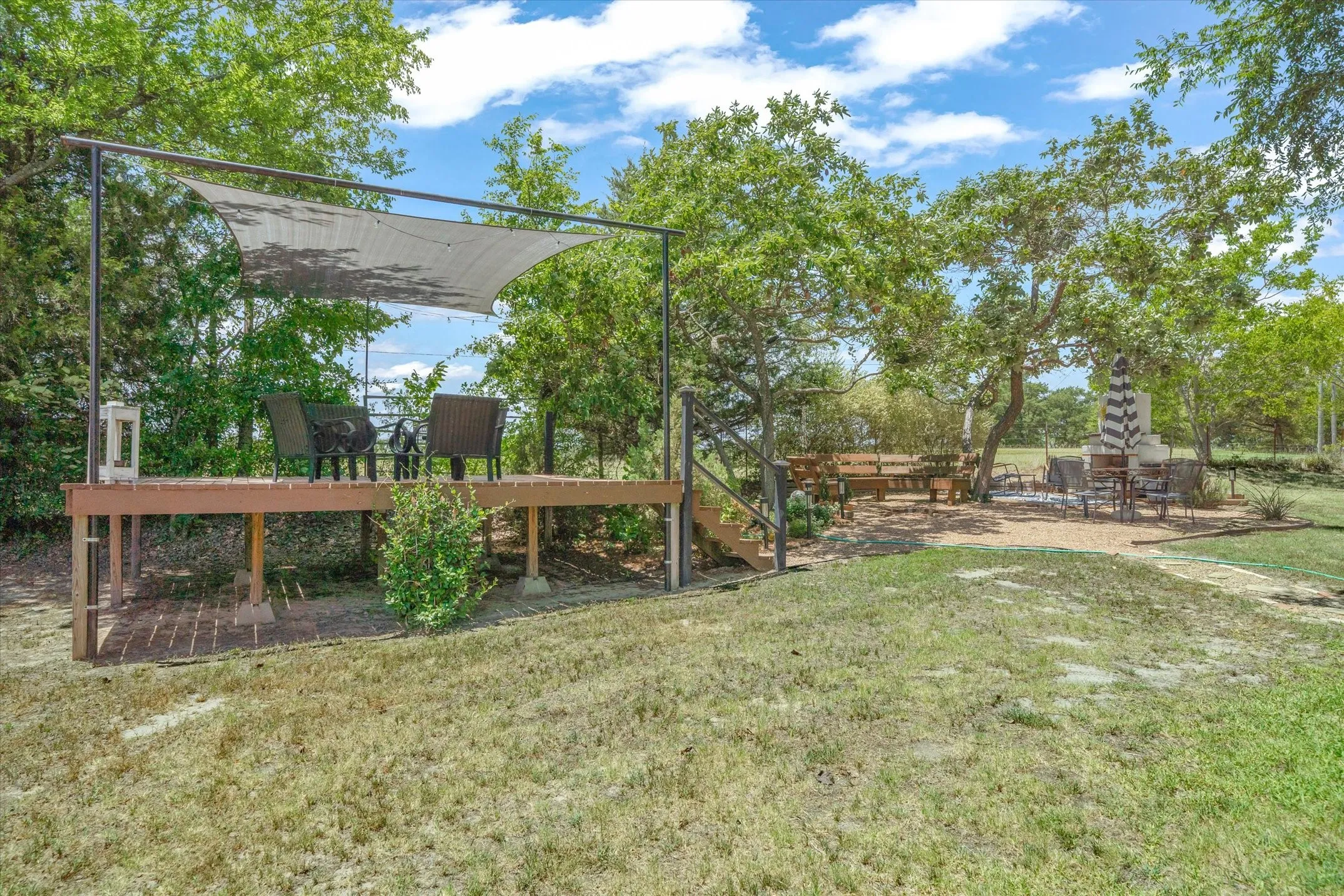 Single Family Residence For Sale in Van Zandt County , 838 Vz County Road 4404, Ben Wheeler, Texas 75754, 3 Bedroom, 2 Bathroom, Garage spaces, 1,685 Sqft, built in 1984, mls#21320542, Real Estate Agent in Ben Wheeler, Homes For Sale in Van Zandt county, Homes For Sale in Ben Wheeler, Realtor in Ben Wheeler Texas, Real Estate Brokerage Independent Realty Texas, Luminita Cordes Realtor