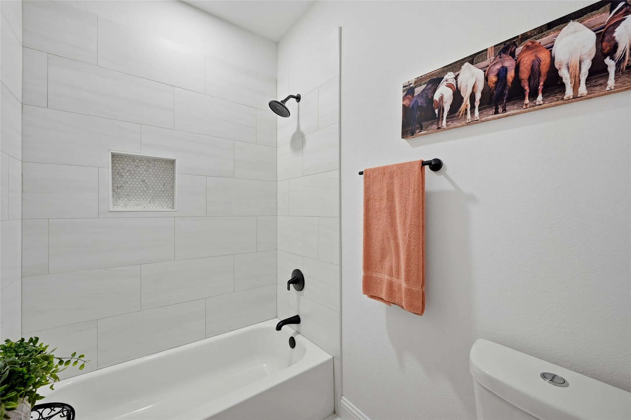 Single Family Residence For Sale in Fannin County , 310 N Water Street, Savoy, Texas 75479, 4 Bedroom, 2 Bathroom, 2 Garage spaces, 1,683 Sqft, built in 2022, mls#21318863, Real Estate Agent in Savoy, Homes For Sale in Fannin county, Homes For Sale in Savoy, Realtor in Savoy Texas, Real Estate Brokerage Independent Realty Texas, Luminita Cordes Realtor
