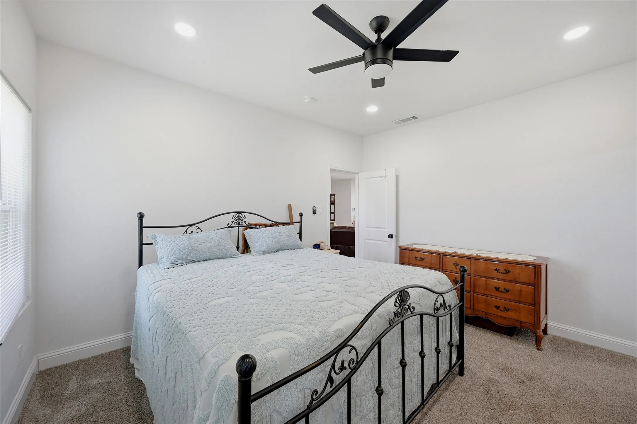 Single Family Residence For Sale in Fannin County , 310 N Water Street, Savoy, Texas 75479, 4 Bedroom, 2 Bathroom, 2 Garage spaces, 1,683 Sqft, built in 2022, mls#21318863, Real Estate Agent in Savoy, Homes For Sale in Fannin county, Homes For Sale in Savoy, Realtor in Savoy Texas, Real Estate Brokerage Independent Realty Texas, Luminita Cordes Realtor