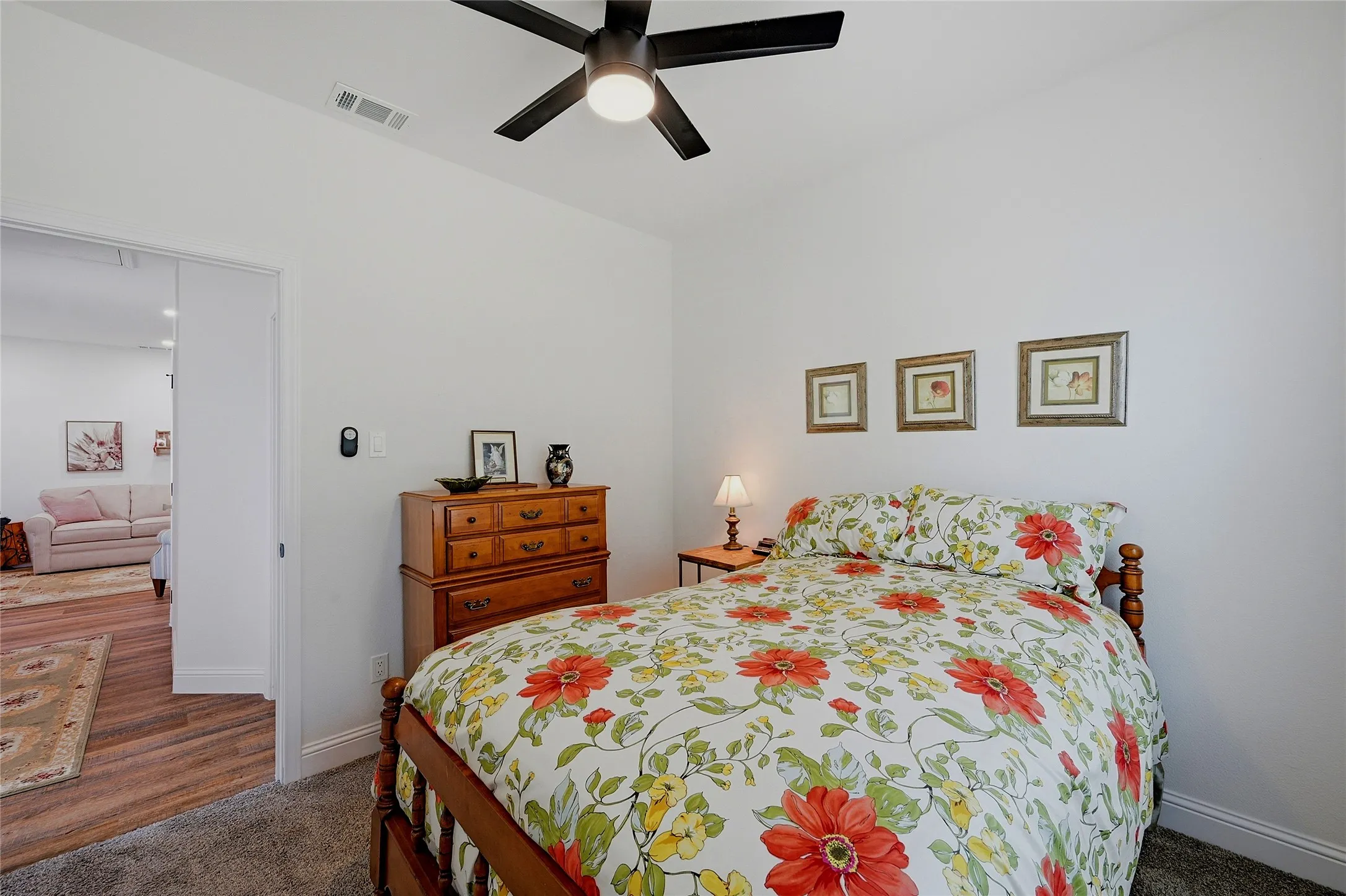 Single Family Residence For Sale in Fannin County , 310 N Water Street, Savoy, Texas 75479, 4 Bedroom, 2 Bathroom, 2 Garage spaces, 1,683 Sqft, built in 2022, mls#21318863, Real Estate Agent in Savoy, Homes For Sale in Fannin county, Homes For Sale in Savoy, Realtor in Savoy Texas, Real Estate Brokerage Independent Realty Texas, Luminita Cordes Realtor