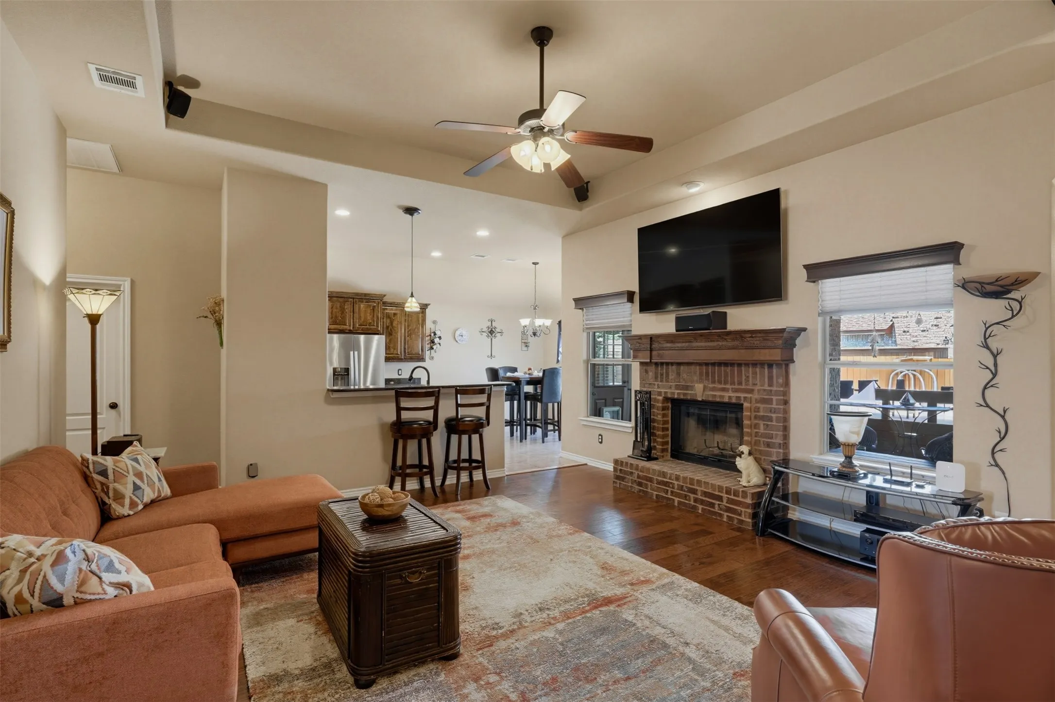 Single Family Residence For Sale in Tarrant County , 1221 Eagle Lake Drive, Azle, Texas 76020, 3 Bedroom, 2 Bathroom, 2 Garage spaces, 1,557 Sqft, built in 2014, mls#21320197, Real Estate Agent in Azle, Homes For Sale in Tarrant county, Homes For Sale in Azle, Realtor in Azle Texas, Real Estate Brokerage Independent Realty Texas, Luminita Cordes Realtor