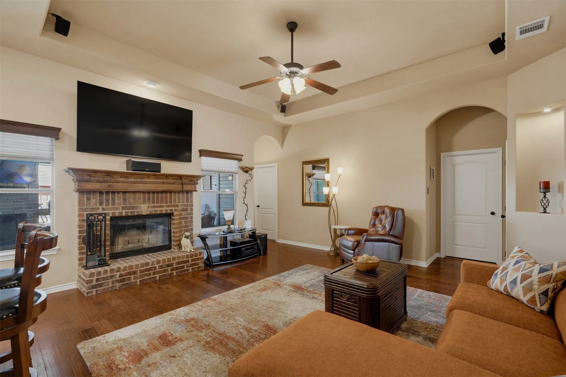 Single Family Residence For Sale in Tarrant County , 1221 Eagle Lake Drive, Azle, Texas 76020, 3 Bedroom, 2 Bathroom, 2 Garage spaces, 1,557 Sqft, built in 2014, mls#21320197, Real Estate Agent in Azle, Homes For Sale in Tarrant county, Homes For Sale in Azle, Realtor in Azle Texas, Real Estate Brokerage Independent Realty Texas, Luminita Cordes Realtor