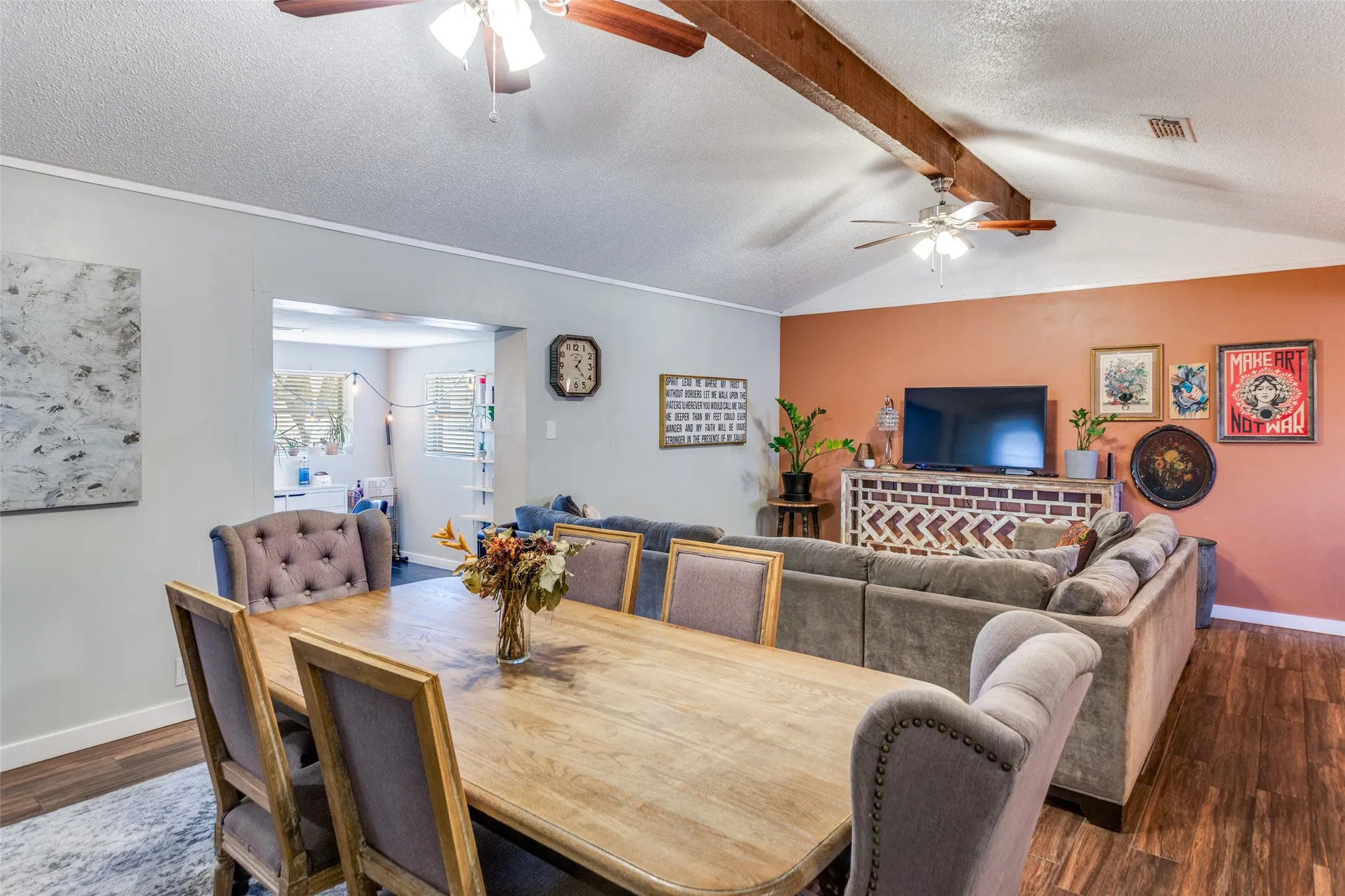 Single Family Residence For Sale in Johnson County , 240 Smith Street, Burleson, Texas 76028, 3 Bedroom, 2 Bathroom, 3 Garage spaces, 1,911 Sqft, built in 1966, mls#21321103, Real Estate Agent in Burleson, Homes For Sale in Johnson county, Homes For Sale in Burleson, Realtor in Burleson Texas, Real Estate Brokerage Independent Realty Texas, Luminita Cordes Realtor
