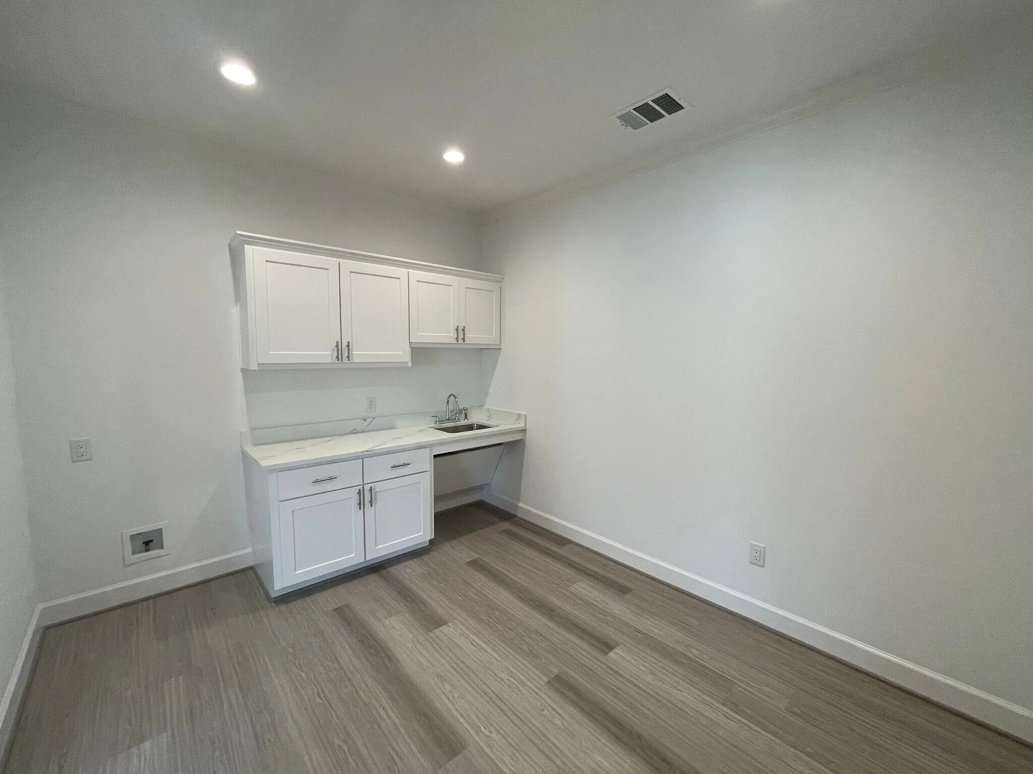 Office For Rent in Denton County , 400 Stonebrook Parkway 904, Frisco, Texas 75036, 0, 0, Garage spaces, 0 Sqft, built in 2024, Price $29, mls#21321106, Real Estate Agent in Frisco, Homes For Rent in Denton county, Homes For Rent in Frisco, Realtor in Frisco Texas, Real Estate Brokerage Independent Realty Texas, Luminita Cordes Realtor