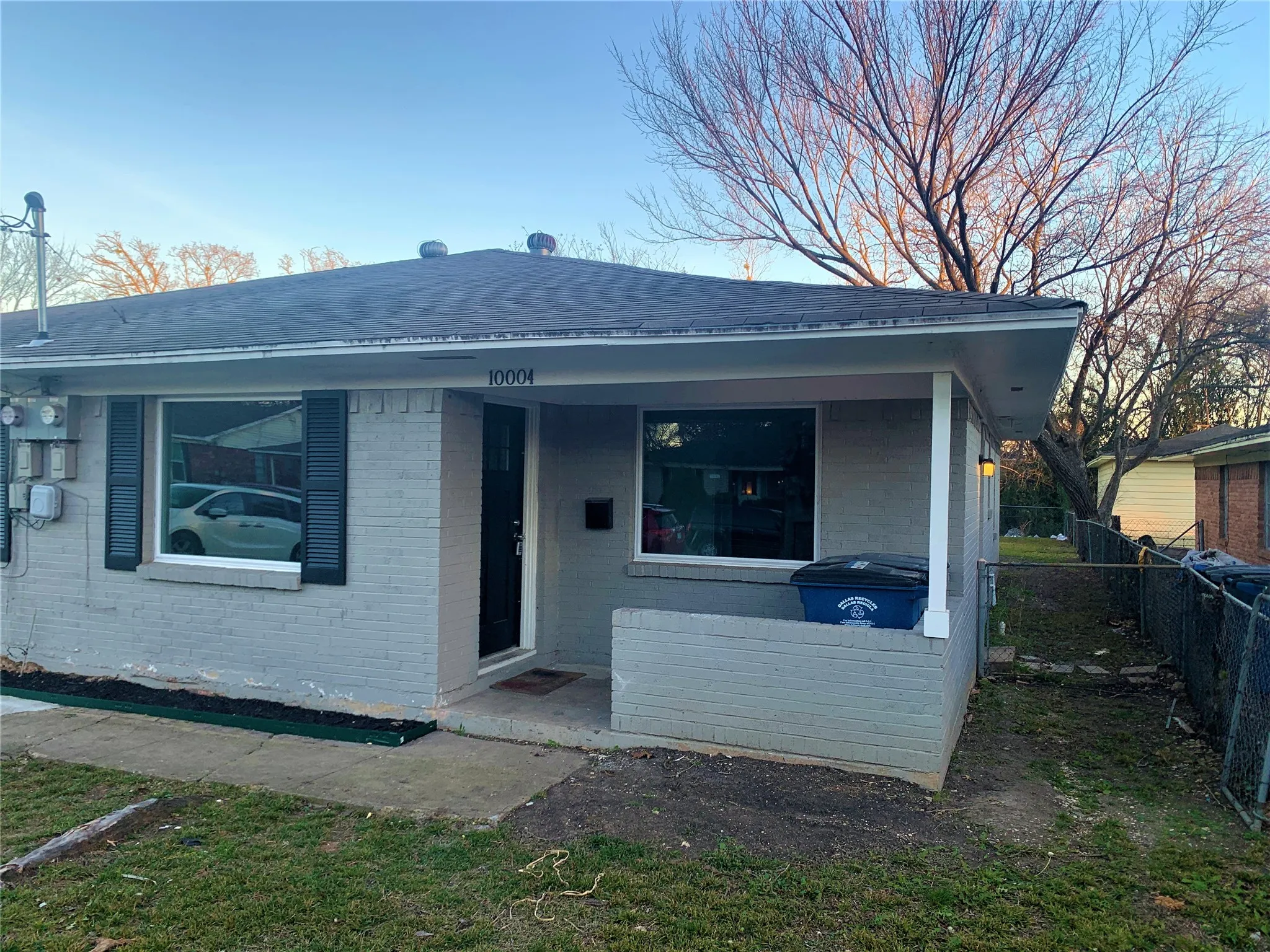 Duplex For Rent in Dallas County , 10004 Olmos Drive, Dallas, Texas 75218, 2 Bedroom, 1 Bathroom, 1 Garage spaces, 1,892 Sqft, built in 1958, mls#21321120, Real Estate Agent in Dallas, Homes For Rent in Dallas county, Homes For Rent in Dallas, Realtor in Dallas Texas, Real Estate Brokerage Independent Realty Texas, Luminita Cordes Realtor