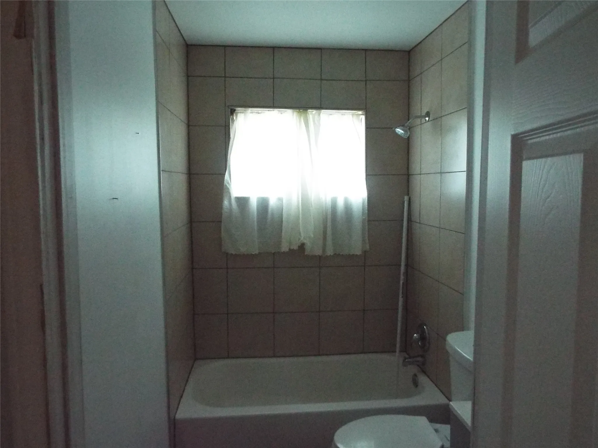 Single Family Residence For Sale in Tarrant County , 4228 Hardeman Street, Fort Worth, Texas 76119, 3 Bedroom, 1 Bathroom, Garage spaces, 1,130 Sqft, built in 1959, mls#21321124, Real Estate Agent in Fort Worth, Homes For Sale in Tarrant county, Homes For Sale in Fort Worth, Realtor in Fort Worth Texas, Real Estate Brokerage Independent Realty Texas, Luminita Cordes Realtor