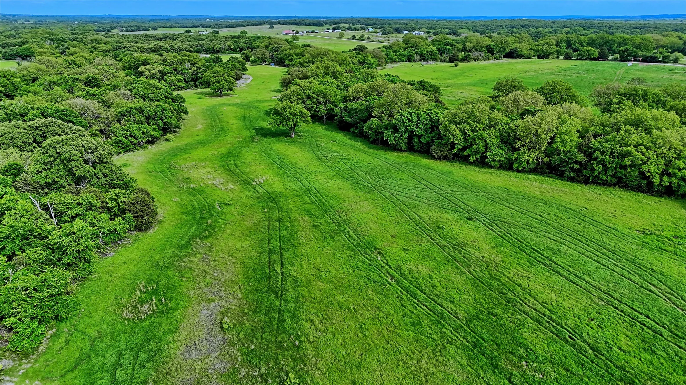 Unimproved Land For Sale in Montague County , 000 Longbranch, Nocona, Texas 76255, 0, 0, Garage spaces, 0 Sqft, built in 0, Price $425,000, mls#21316347, Real Estate Agent in Nocona, Homes For Sale in Montague county, Homes For Sale in Nocona, Realtor in Nocona Texas, Real Estate Brokerage Independent Realty Texas, Luminita Cordes Realtor