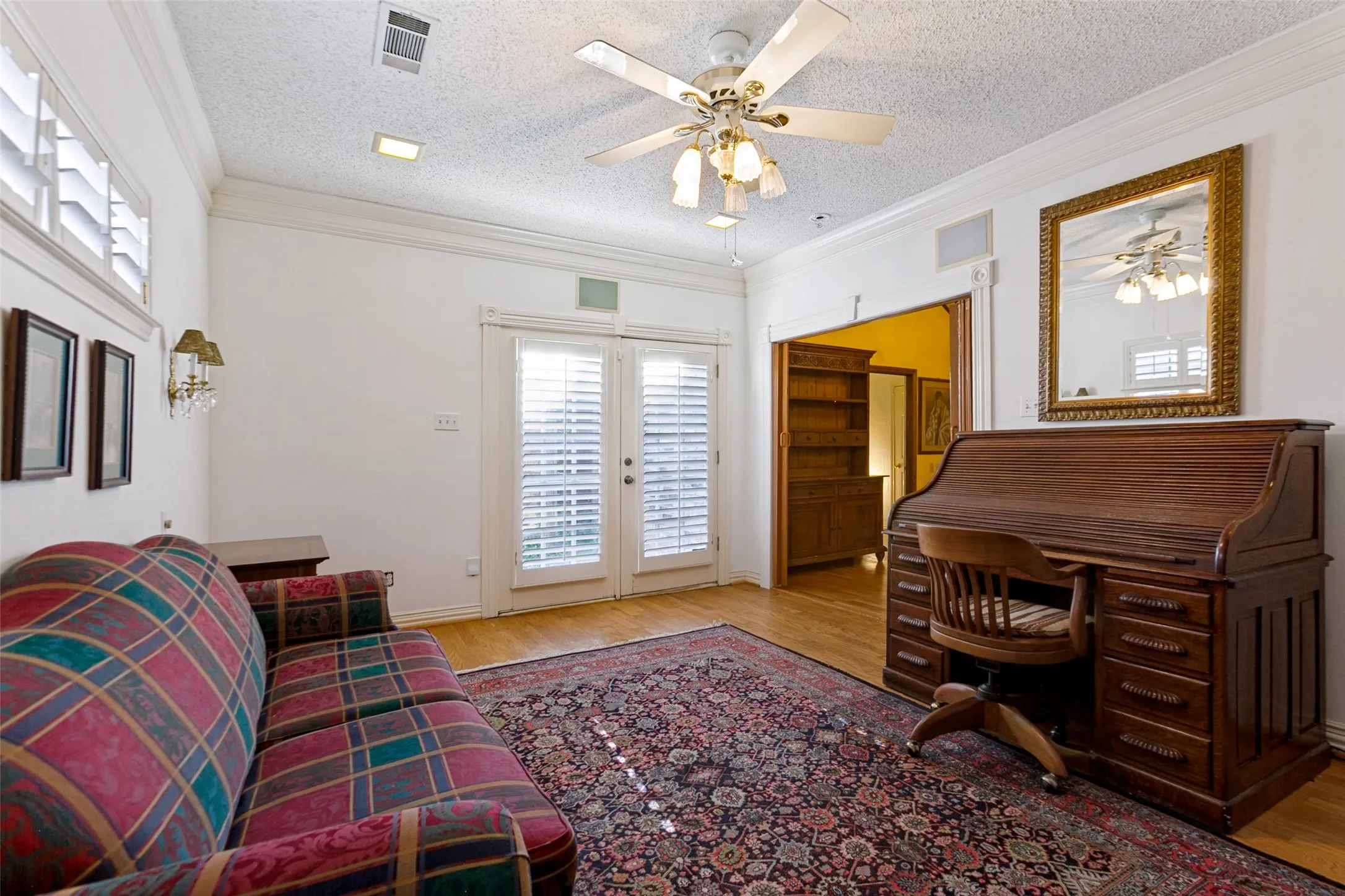 Single Family Residence For Sale in Dallas County , 14784 Lochinvar Court, Addison, Texas 75254, 3 Bedroom, 3 Bathroom, 2 Garage spaces, 2,928 Sqft, built in 1983, mls#21320972, Real Estate Agent in Addison, Homes For Sale in Dallas county, Homes For Sale in Addison, Realtor in Addison Texas, Real Estate Brokerage Independent Realty Texas, Luminita Cordes Realtor