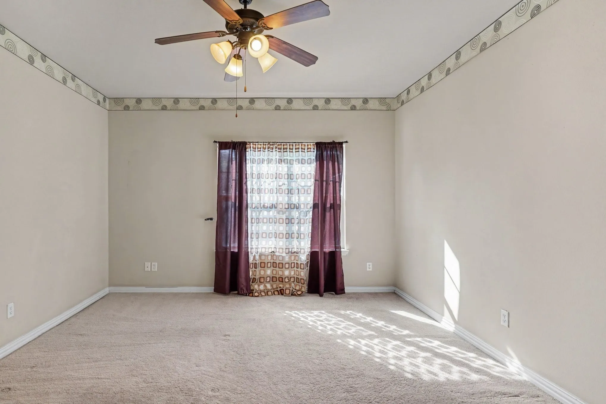 Townhouse For Sale in Dallas County , 4115 Florence Drive, Irving, Texas 75038, 3 Bedroom, 3 Bathroom, 2 Garage spaces, 2,102 Sqft, built in 2009, mls#21321063, Real Estate Agent in Irving, Homes For Sale in Dallas county, Homes For Sale in Irving, Realtor in Irving Texas, Real Estate Brokerage Independent Realty Texas, Luminita Cordes Realtor