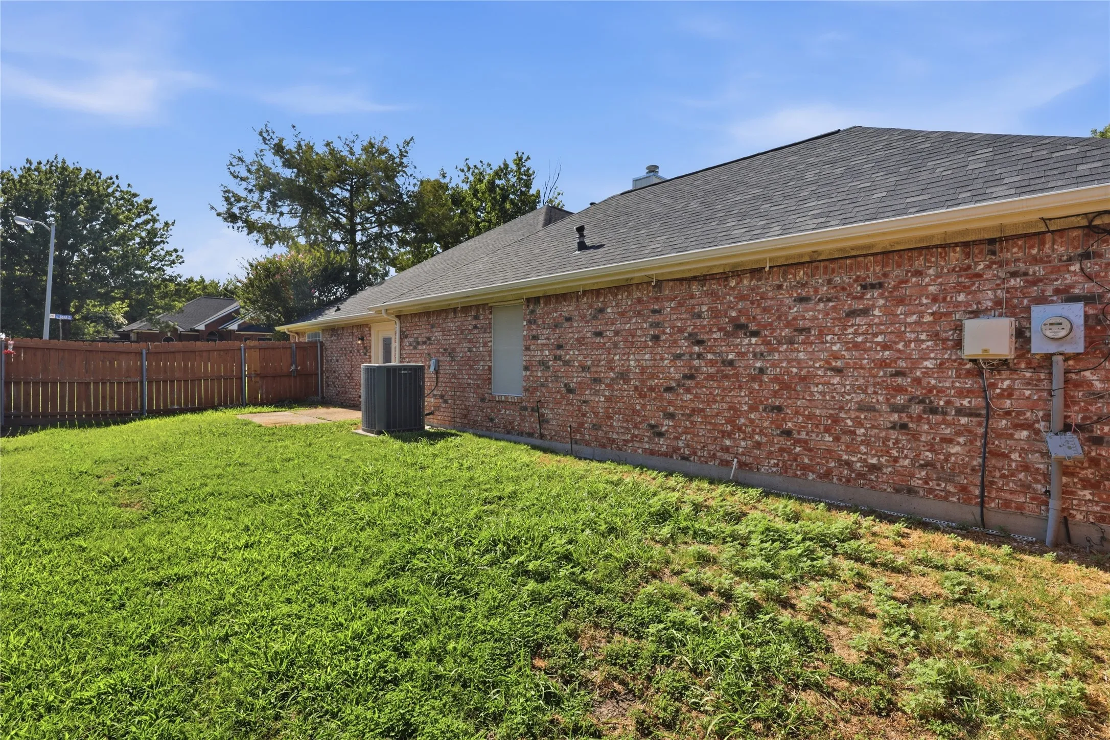 Single Family Residence For Sale in Collin County , 1115 Boyd Drive, Wylie, Texas 75098, 4 Bedroom, 3 Bathroom, 2 Garage spaces, 2,247 Sqft, built in 1990, mls#21309262, Real Estate Agent in Wylie, Homes For Sale in Collin county, Homes For Sale in Wylie, Realtor in Wylie Texas, Real Estate Brokerage Independent Realty Texas, Luminita Cordes Realtor