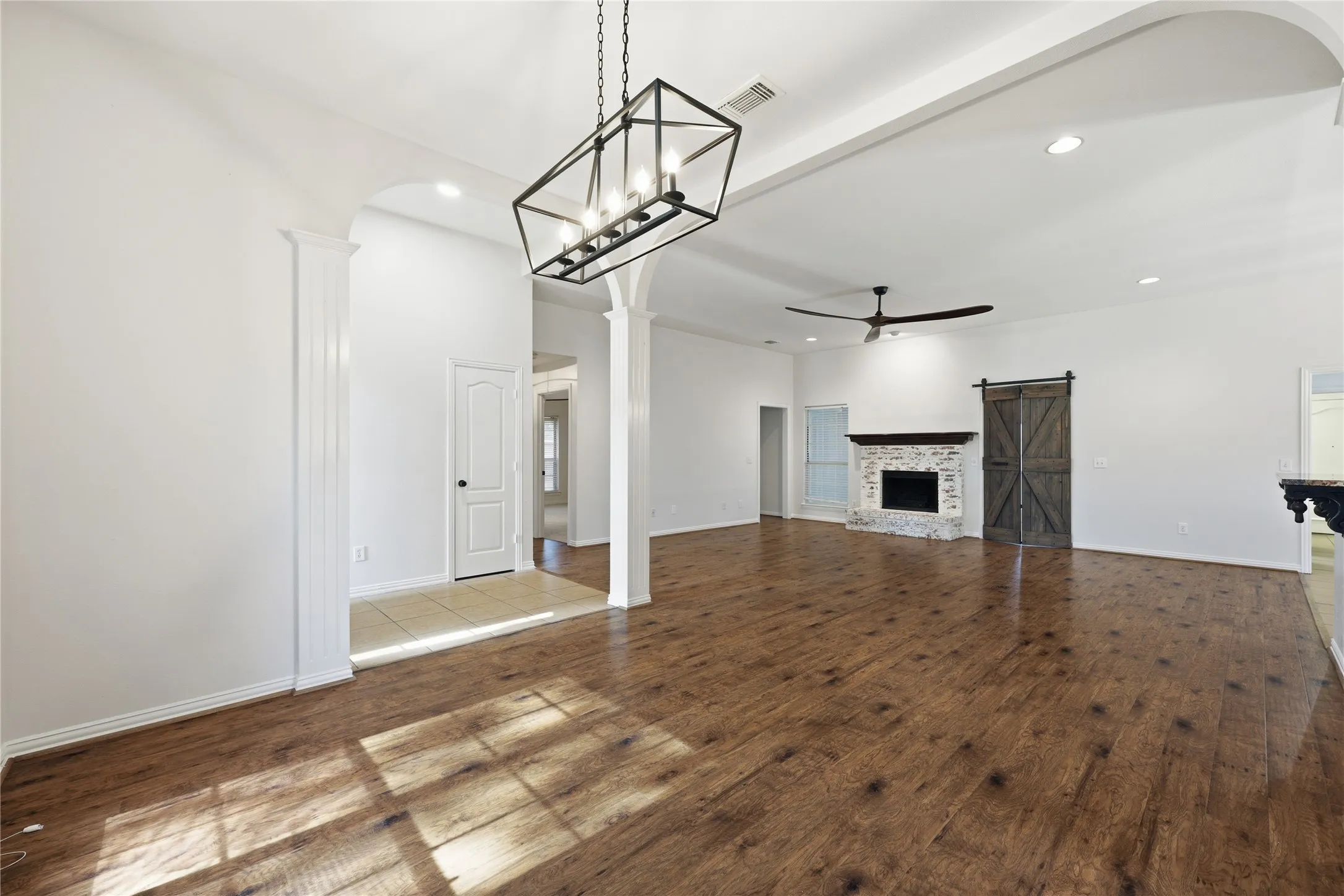 Single Family Residence For Sale in Collin County , 1115 Boyd Drive, Wylie, Texas 75098, 4 Bedroom, 3 Bathroom, 2 Garage spaces, 2,247 Sqft, built in 1990, mls#21309262, Real Estate Agent in Wylie, Homes For Sale in Collin county, Homes For Sale in Wylie, Realtor in Wylie Texas, Real Estate Brokerage Independent Realty Texas, Luminita Cordes Realtor